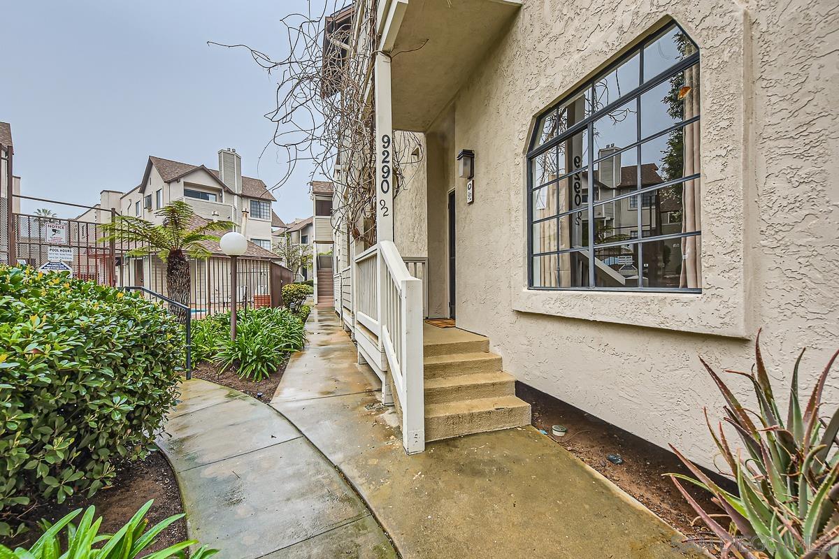 Detail Gallery Image 1 of 1 For 9290  Towne Centre Dr  #92,  San Diego,  CA 92121 - 2 Beds | 2/1 Baths