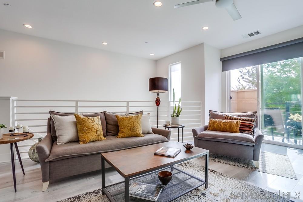 Detail Gallery Image 15 of 39 For 7859  Stylus Dr, San Diego,  CA 92108 - 3 Beds | 3/1 Baths