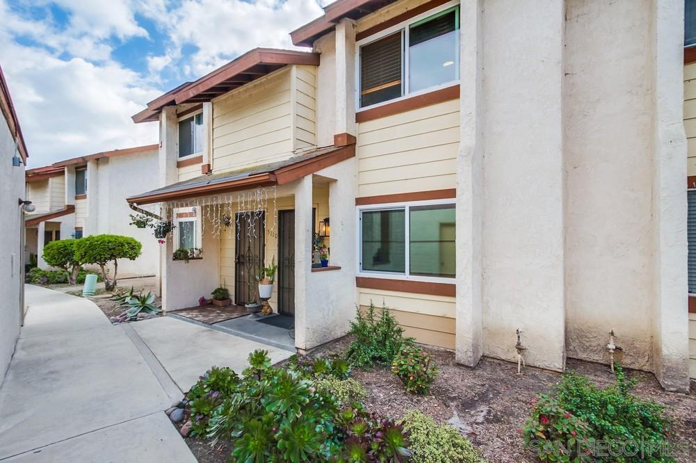 Detail Gallery Image 1 of 1 For 5110 N River Rd  #E,  Oceanside,  CA 92057 - 2 Beds | 1/1 Baths