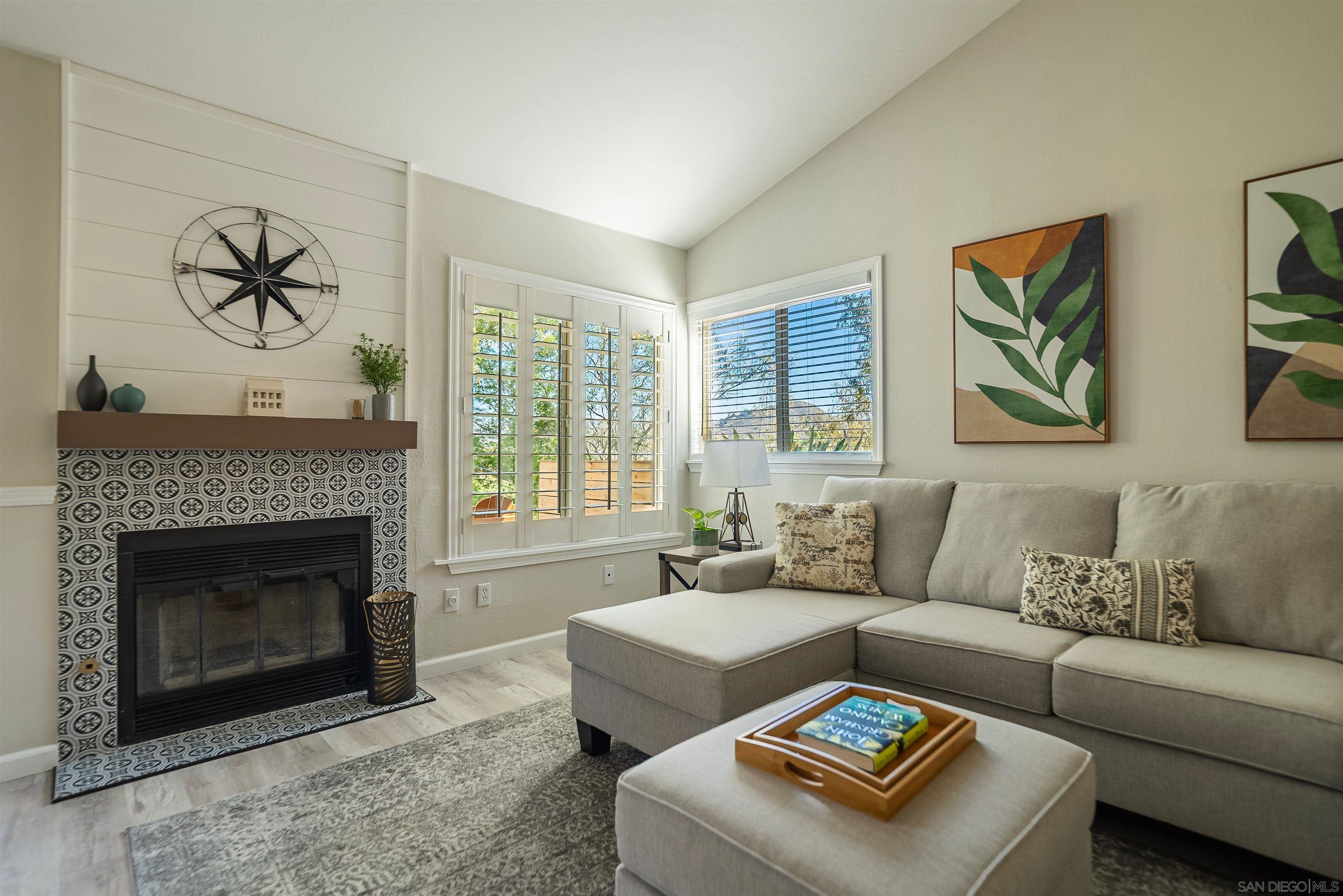 Detail Gallery Image 11 of 53 For 12242  Paseo Lucido  D, San Diego,  CA 92128 - 2 Beds | 2 Baths