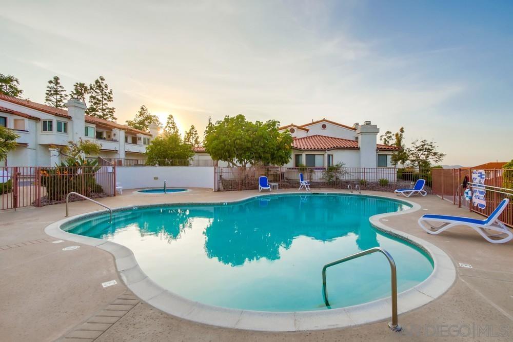 Detail Gallery Image 31 of 53 For 12242  Paseo Lucido  D, San Diego,  CA 92128 - 2 Beds | 2 Baths