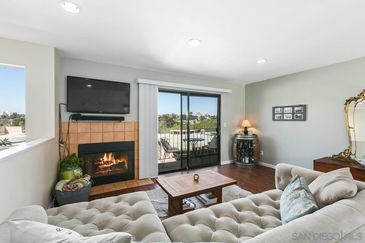Detail Gallery Image 1 of 1 For 3028  Horton Ave, San Diego,  CA 92103 - 2 Beds | 2 Baths