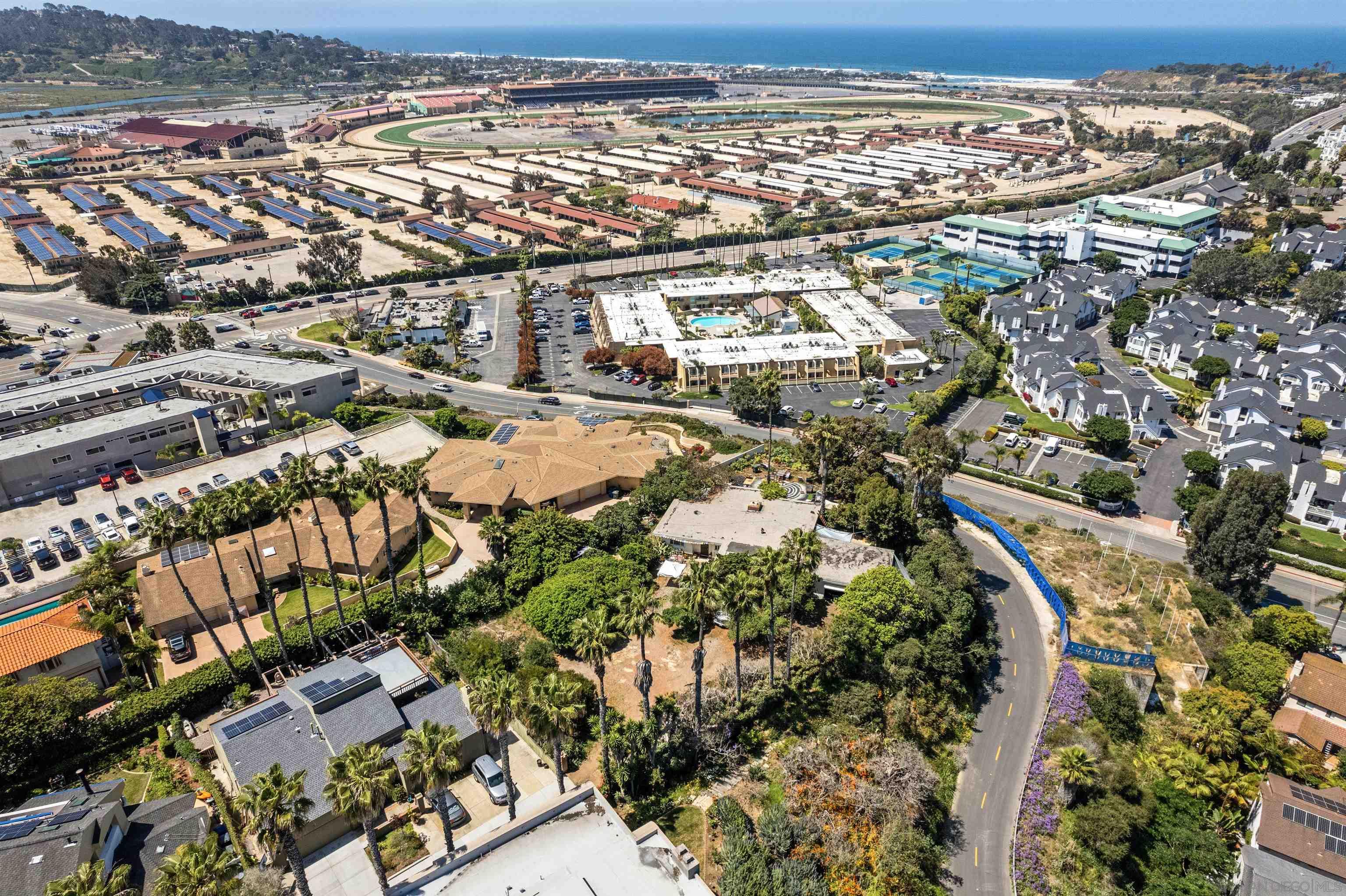 Detail Gallery Image 1 of 1 For 686  via De La Valle, Solana Beach,  CA 92075 - 3 Beds | 2 Baths