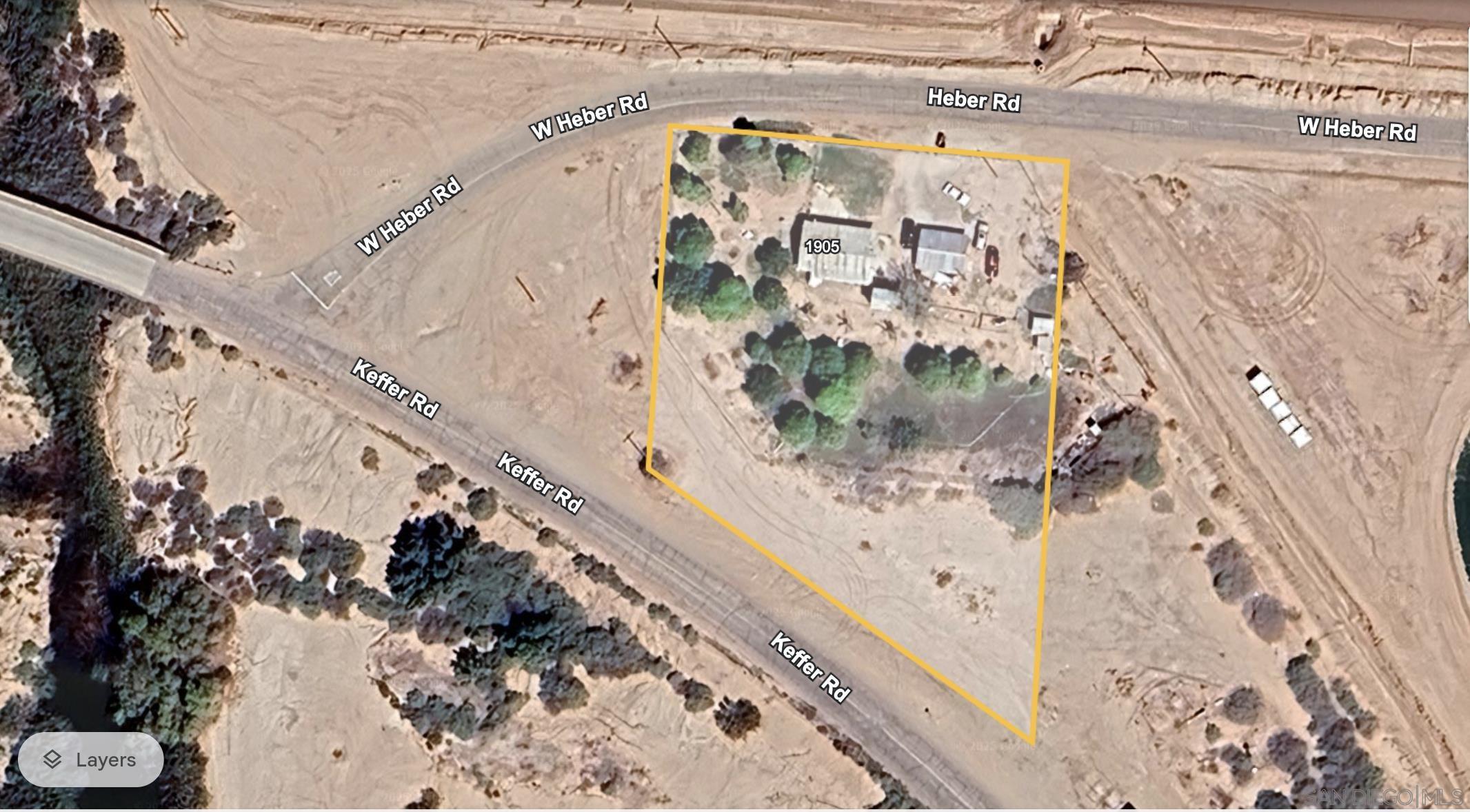 Detail Gallery Image 5 of 7 For 1905 E Heber Rd., –,  CA 92250 - 3 Beds | 1 Baths