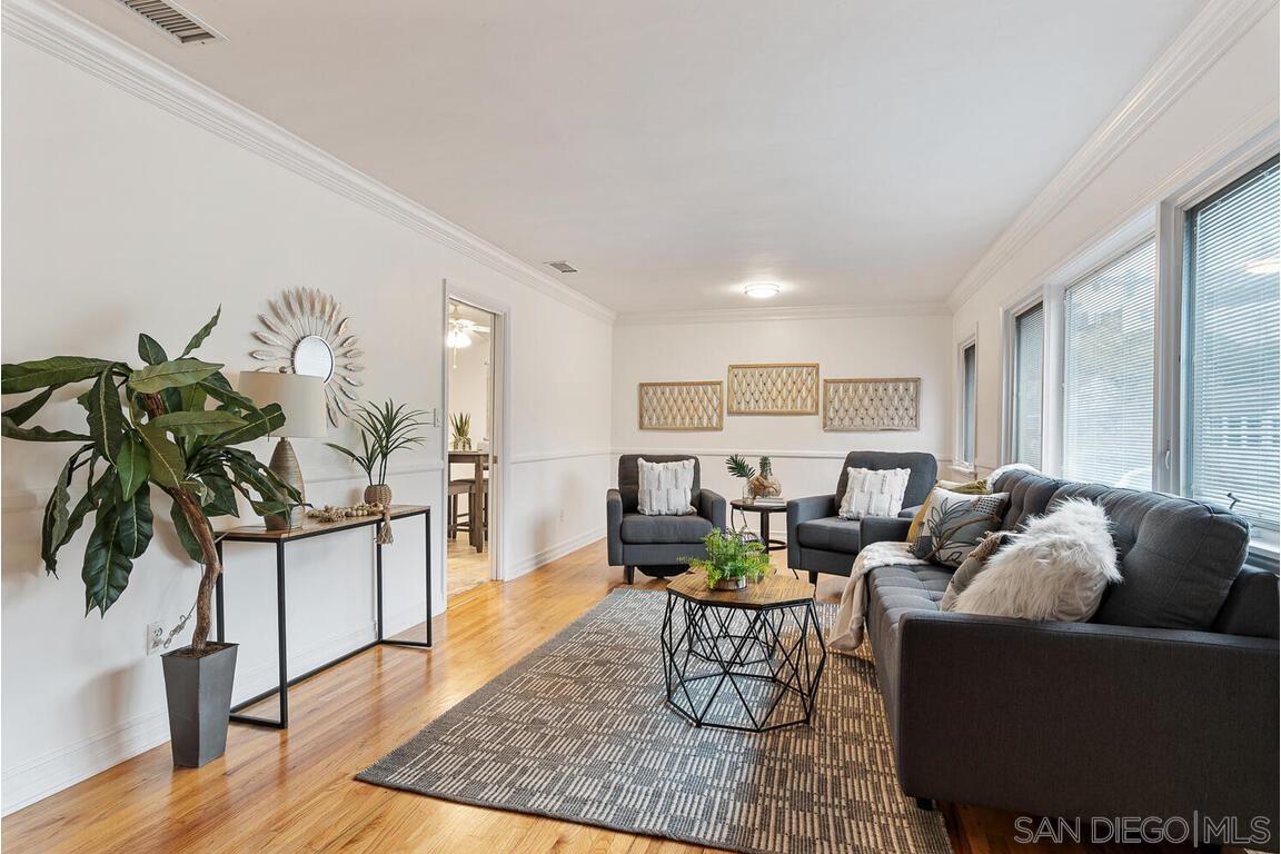 Detail Gallery Image 1 of 1 For 4452  Revillo Dr, San Diego,  CA 92115 - 4 Beds | 2 Baths