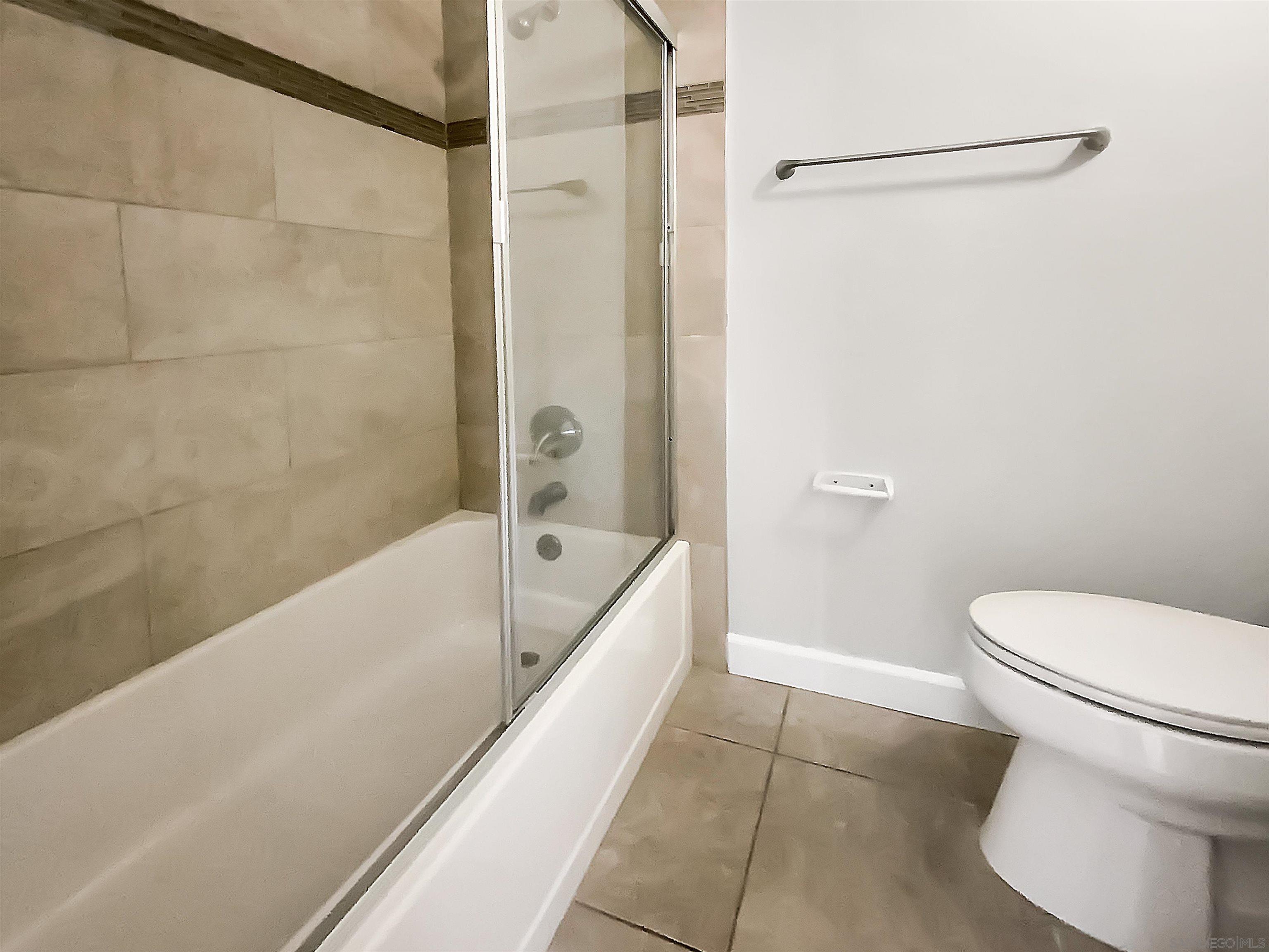 Detail Gallery Image 17 of 18 For 7405  Charmant Dr  #2427,  San Diego,  CA 92122 - 2 Beds | 2 Baths