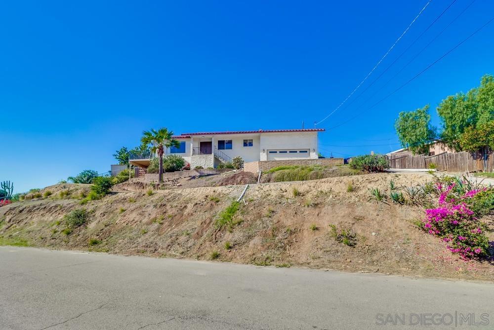 Detail Gallery Image 1 of 1 For 1350  Weaver St, San Diego,  CA 92114 - 3 Beds | 2 Baths