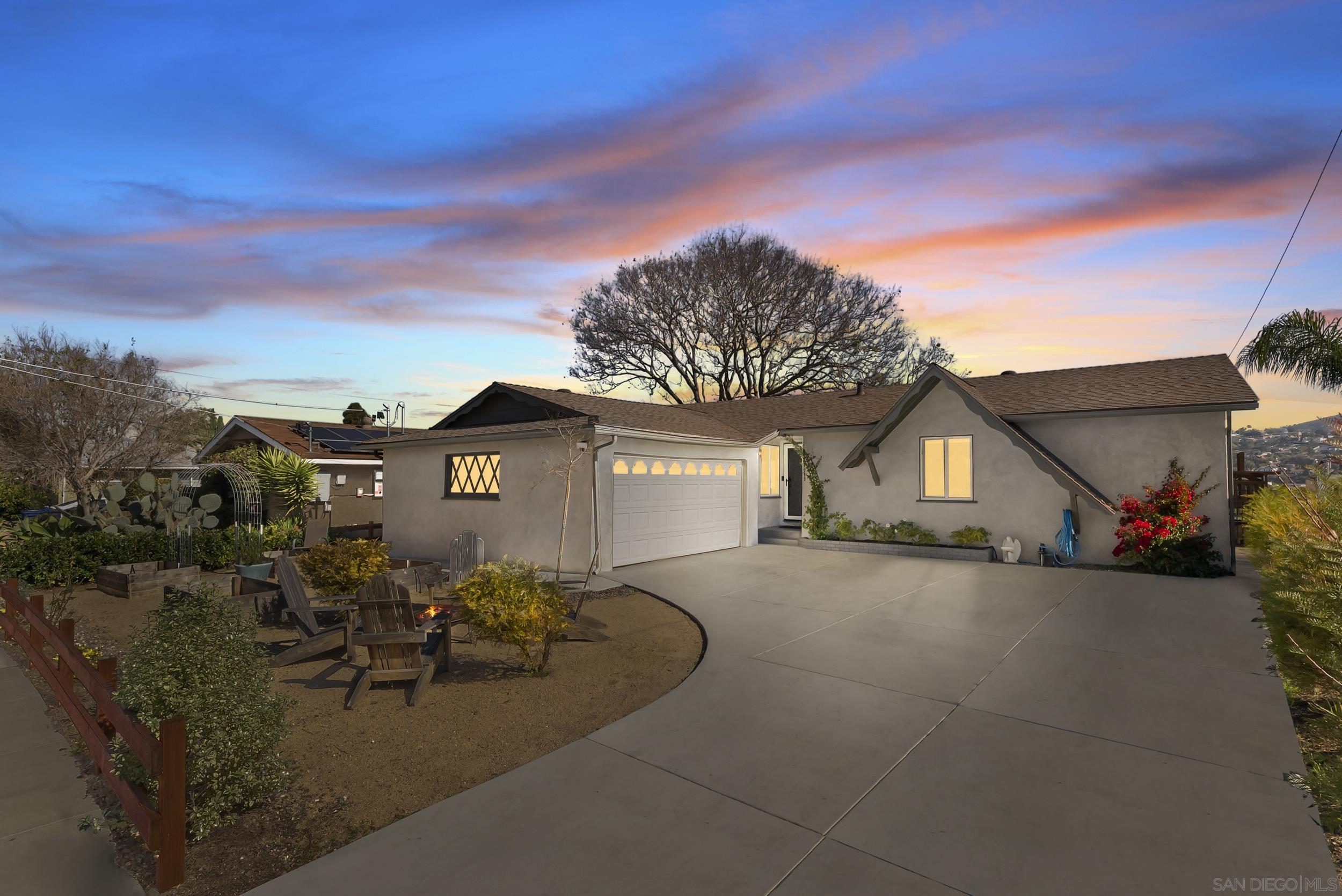 Detail Gallery Image 1 of 1 For 1309  Darby St, Spring Valley,  CA 91977 - 4 Beds | 2 Baths