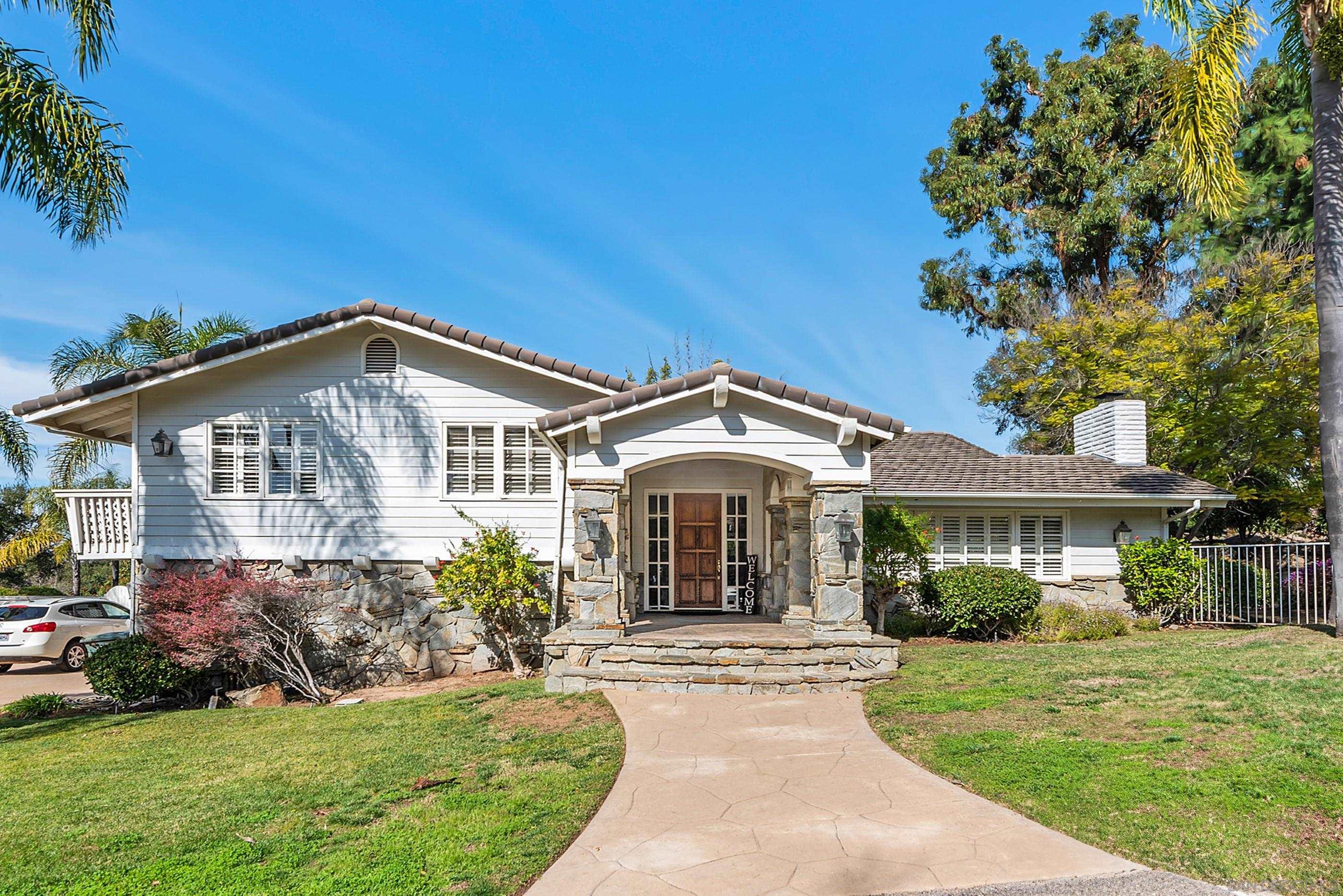 Detail Gallery Image 1 of 1 For 13338  Arroya Vista, Poway,  CA 92064 - 4 Beds | 2/1 Baths
