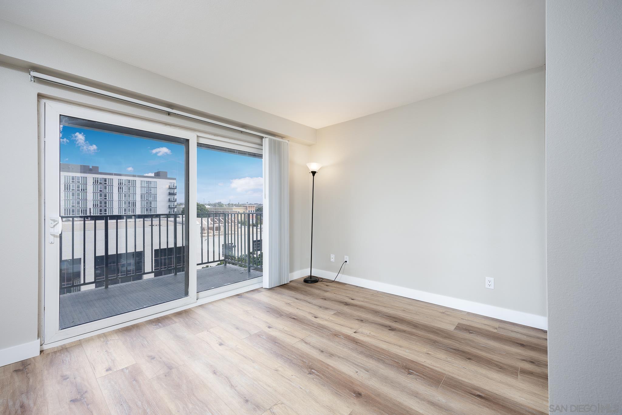 Detail Gallery Image 16 of 34 For 801  National City Blvd  #403,  National City,  CA 91950 - 1 Beds | 1 Baths