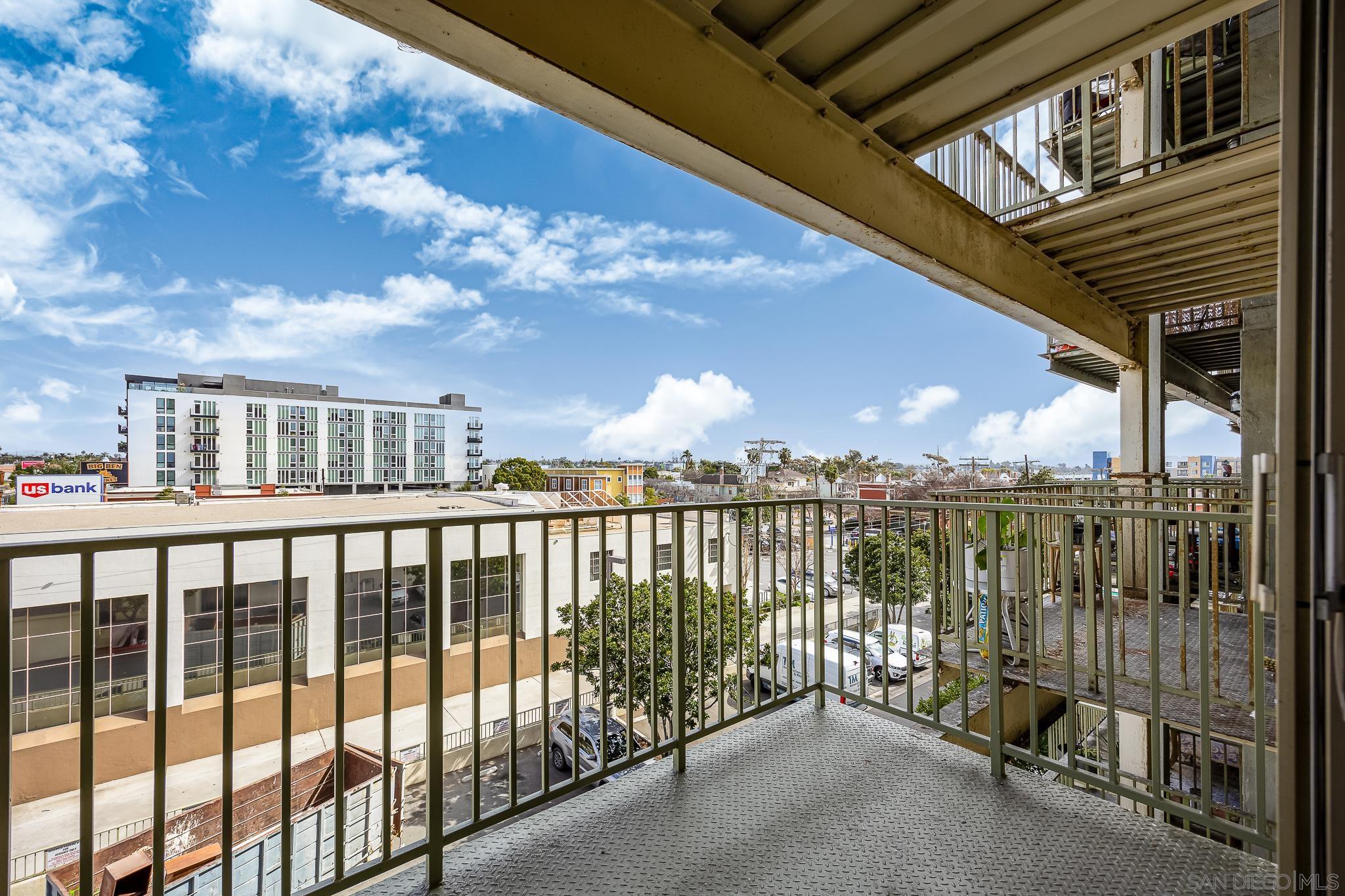 Detail Gallery Image 17 of 34 For 801  National City Blvd  #403,  National City,  CA 91950 - 1 Beds | 1 Baths