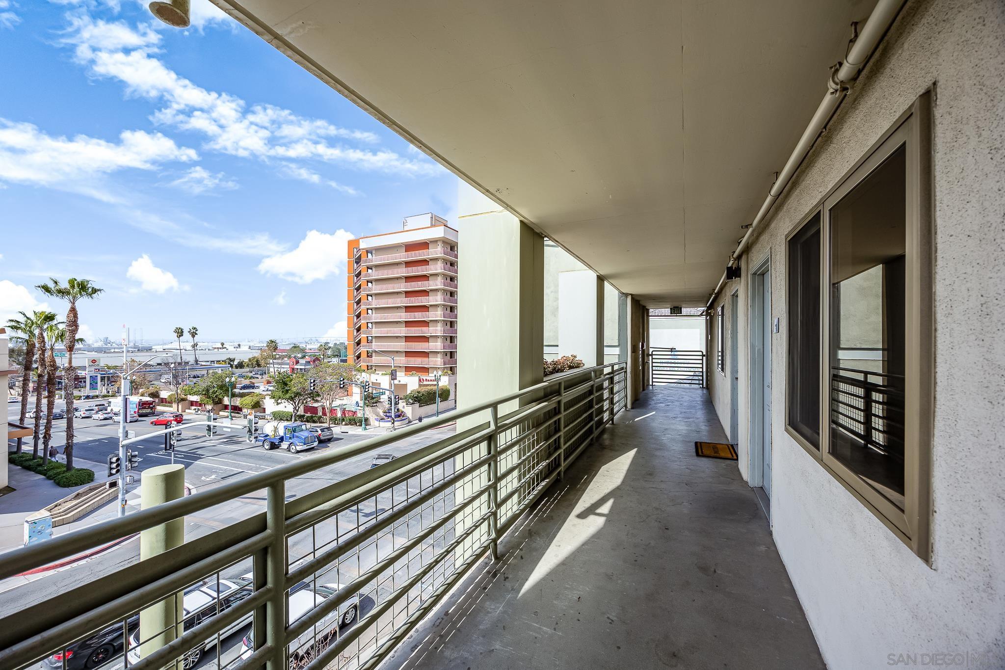 Detail Gallery Image 24 of 34 For 801  National City Blvd  #403,  National City,  CA 91950 - 1 Beds | 1 Baths