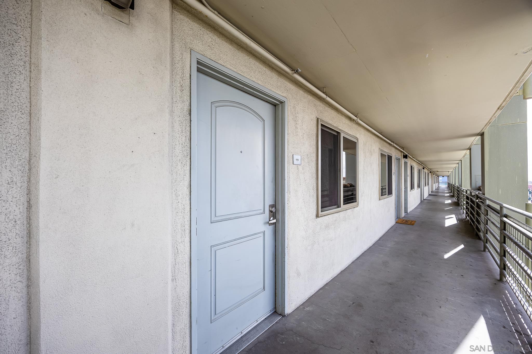 Detail Gallery Image 25 of 34 For 801  National City Blvd  #403,  National City,  CA 91950 - 1 Beds | 1 Baths