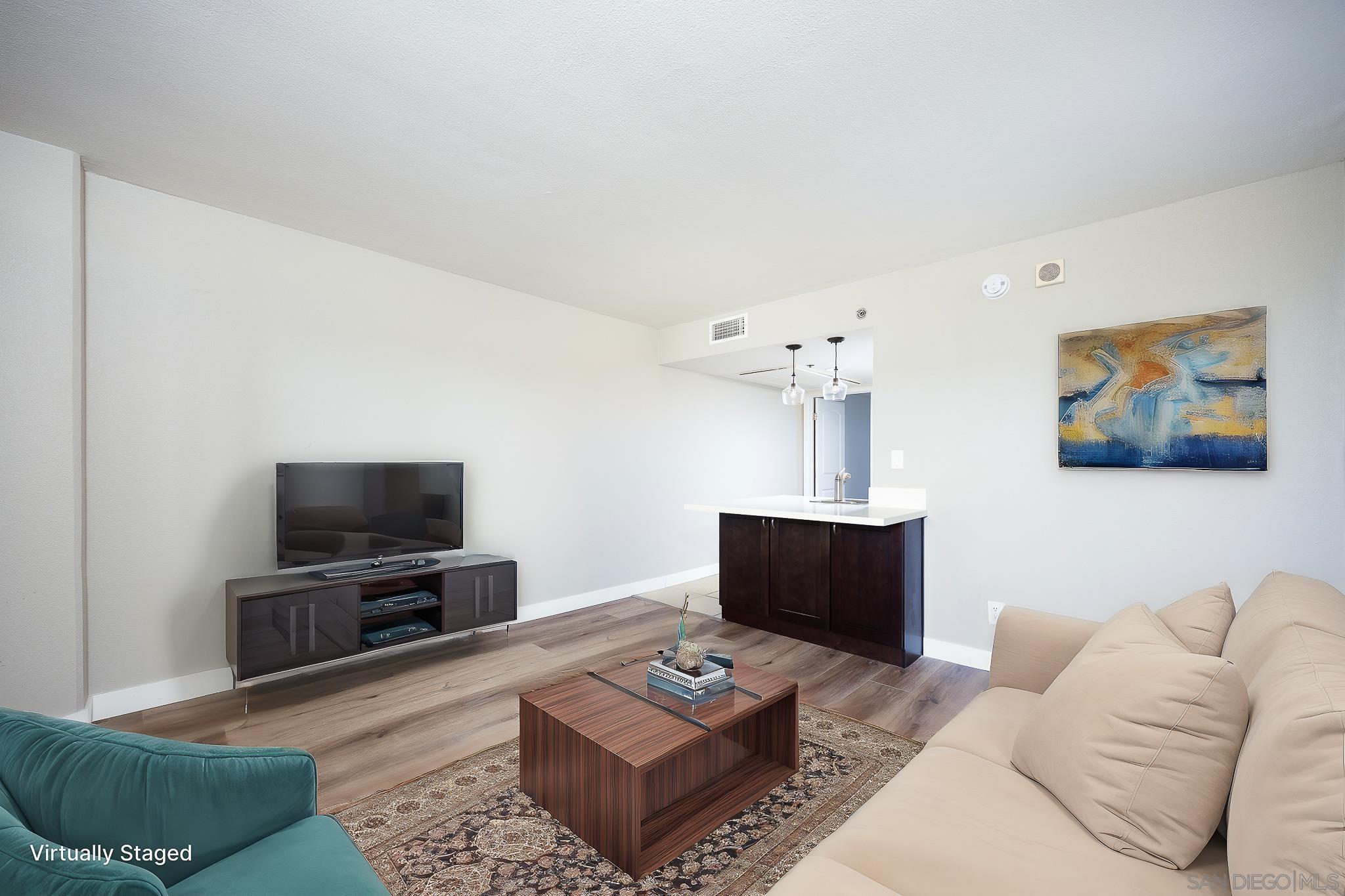 Detail Gallery Image 8 of 34 For 801  National City Blvd  #403,  National City,  CA 91950 - 1 Beds | 1 Baths