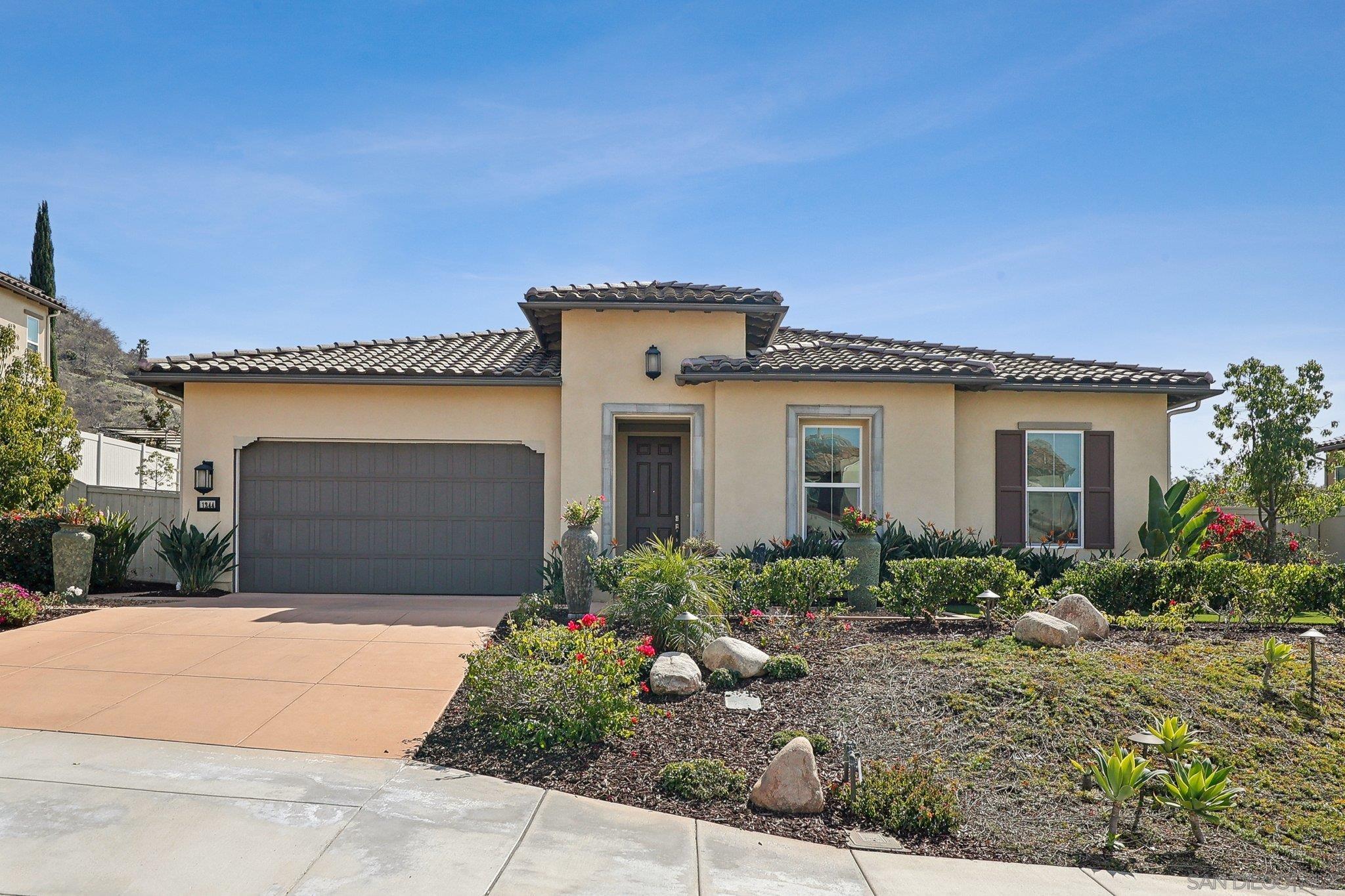 Detail Gallery Image 1 of 1 For 1344  Baumgartner Way, Escondido,  CA 92026 - 4 Beds | 2/1 Baths