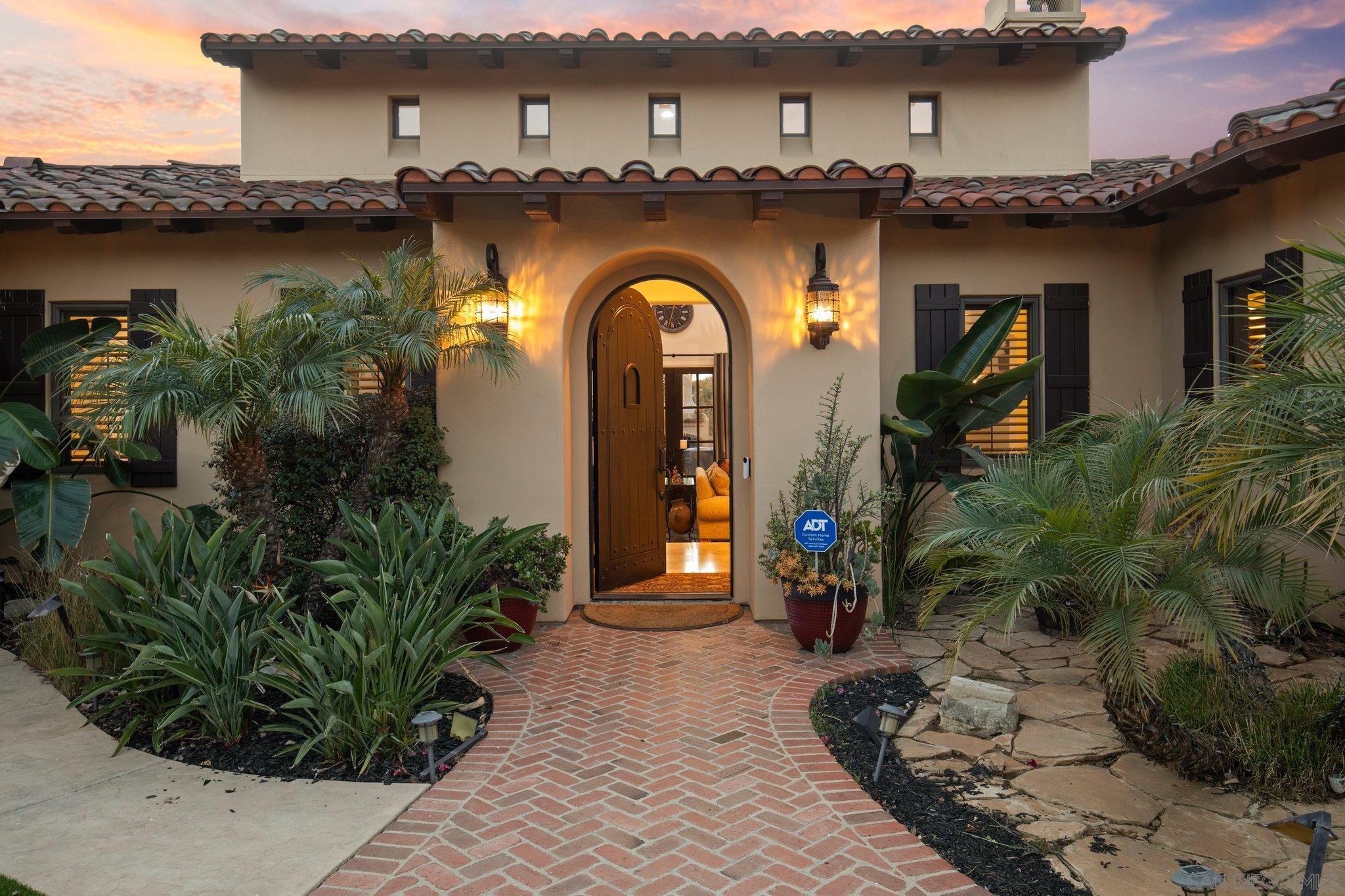 Detail Gallery Image 31 of 39 For 29746  Nella Ln, Vista,  CA 92084 - 4 Beds | 3/1 Baths