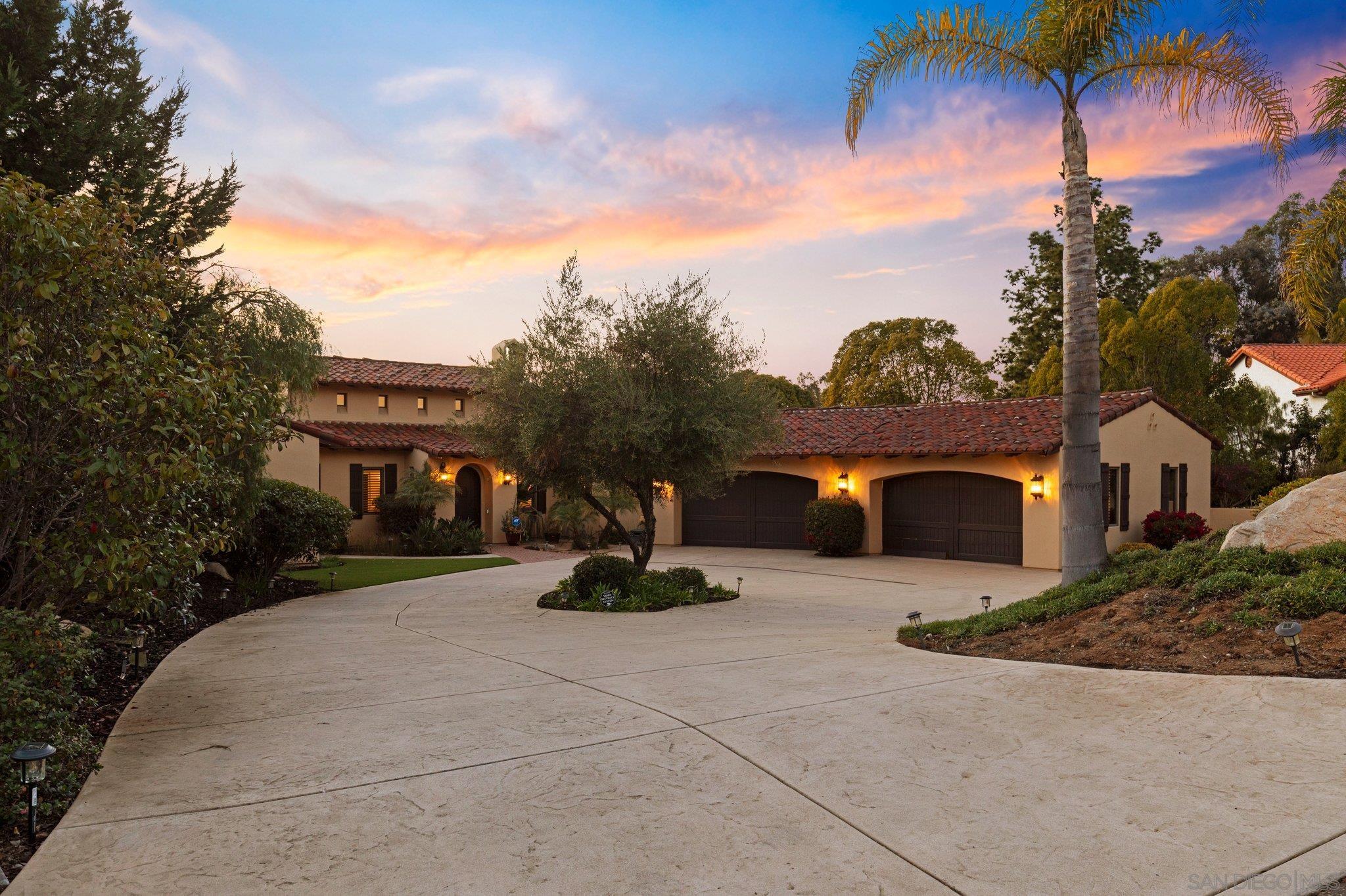 Detail Gallery Image 32 of 39 For 29746  Nella Ln, Vista,  CA 92084 - 4 Beds | 3/1 Baths