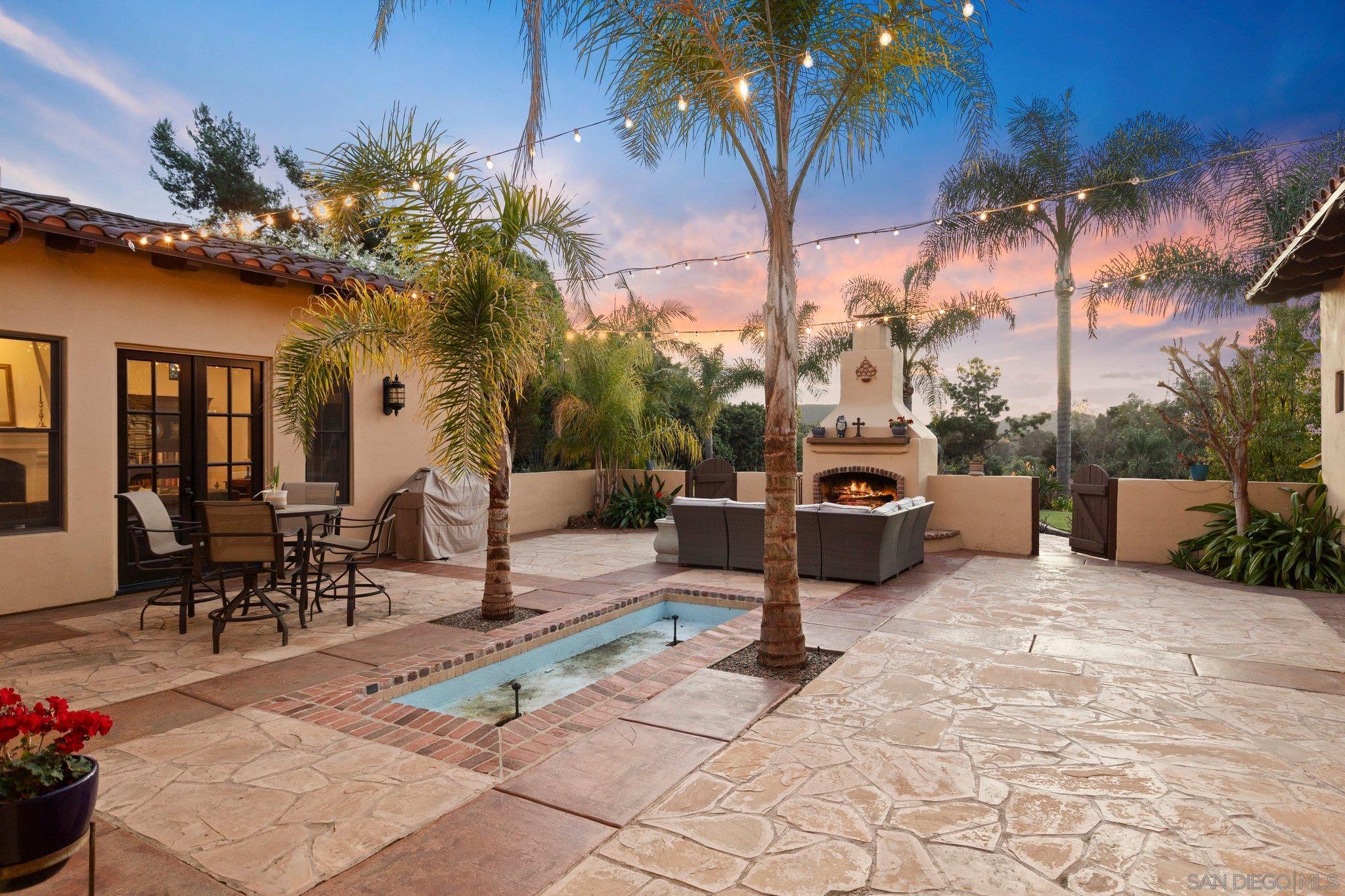 Detail Gallery Image 33 of 39 For 29746  Nella Ln, Vista,  CA 92084 - 4 Beds | 3/1 Baths