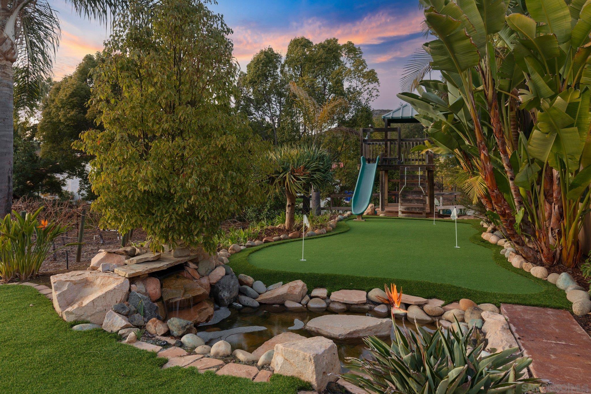 Detail Gallery Image 37 of 39 For 29746  Nella Ln, Vista,  CA 92084 - 4 Beds | 3/1 Baths