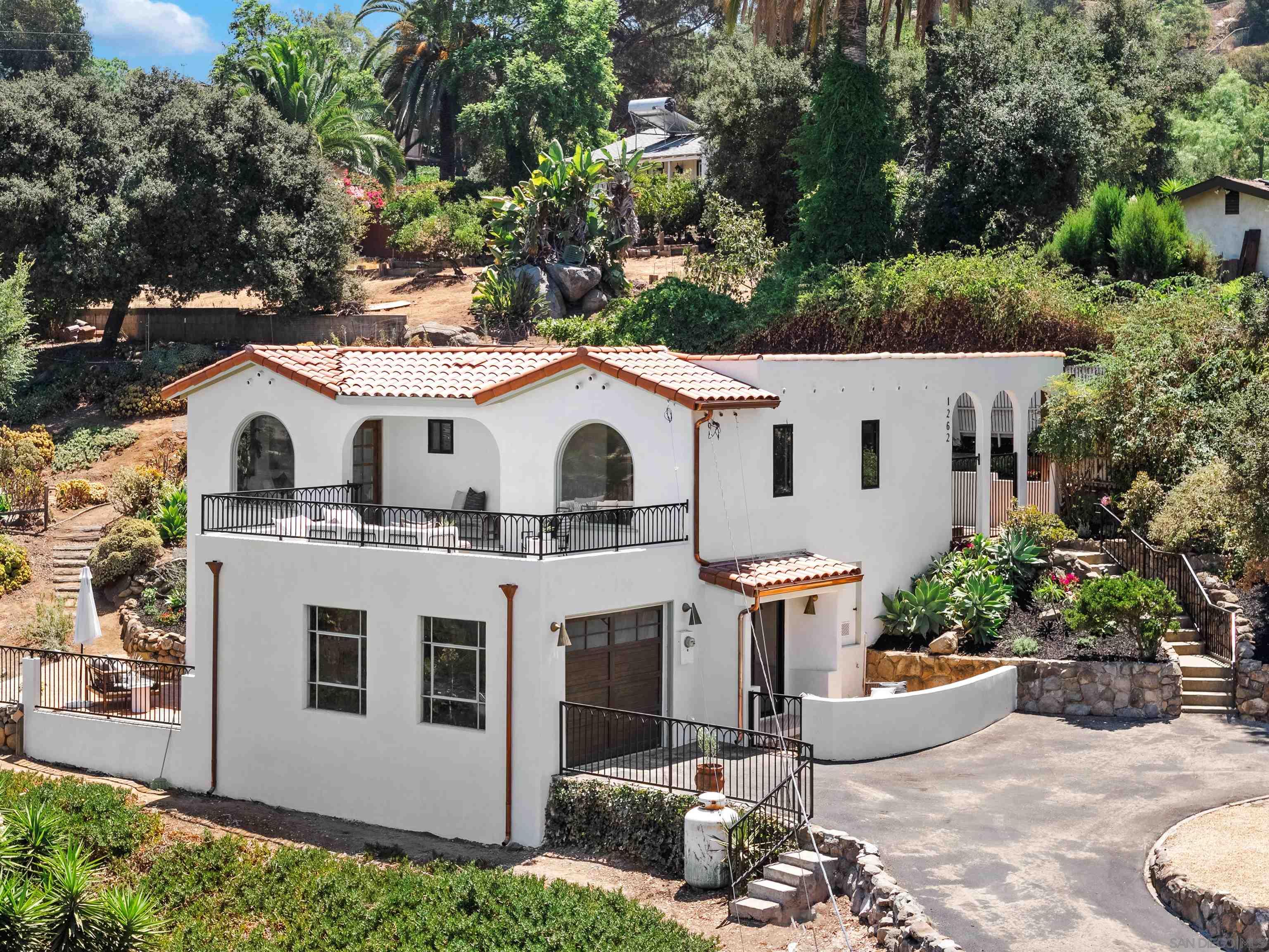 Detail Gallery Image 1 of 1 For 1262  Horizon Rdg, El Cajon,  CA 92020 - 3 Beds | 2 Baths