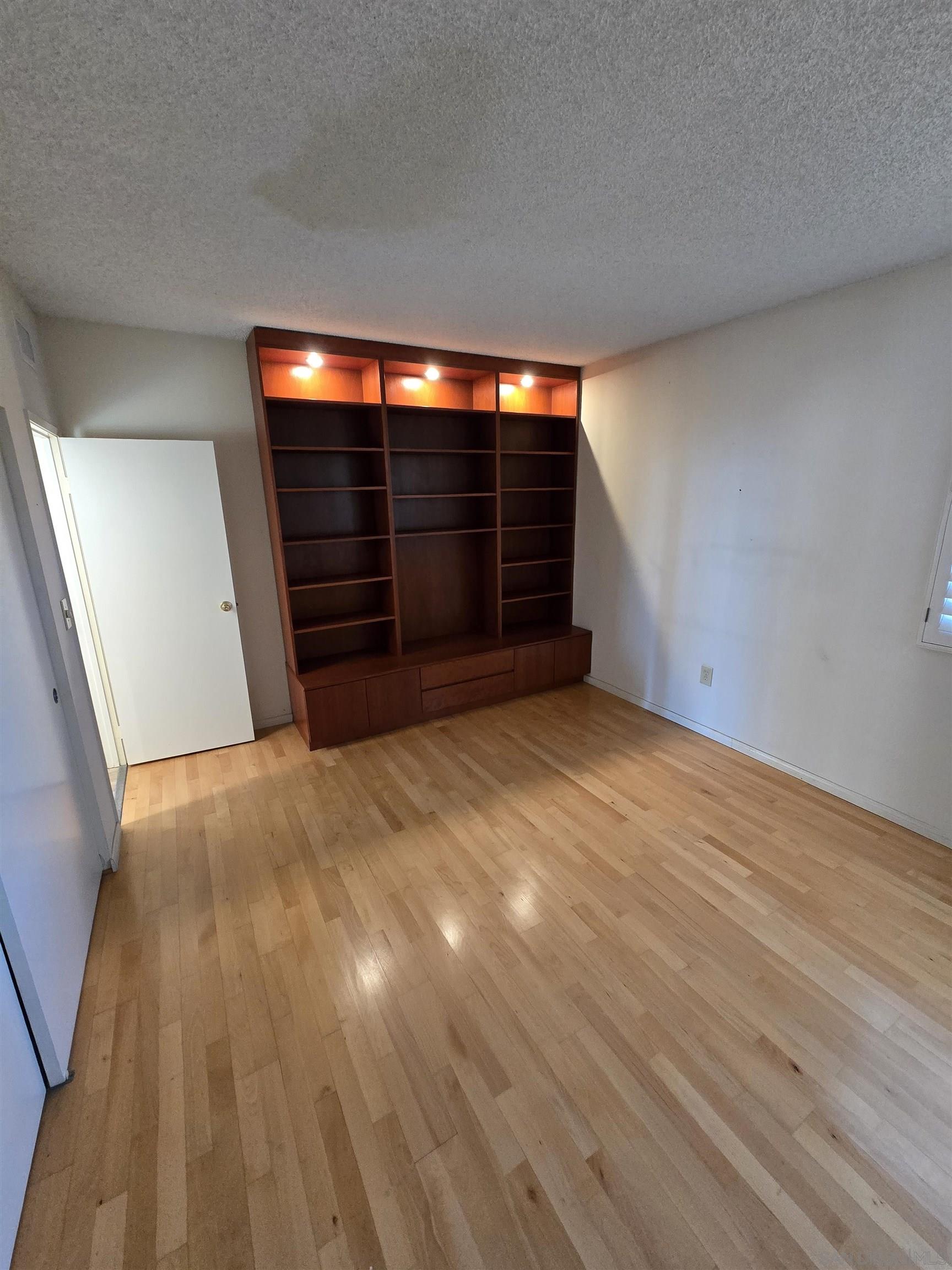 Detail Gallery Image 14 of 23 For 2500  Torrey Pines  802, La Jolla,  CA 92037 - 2 Beds | 2 Baths