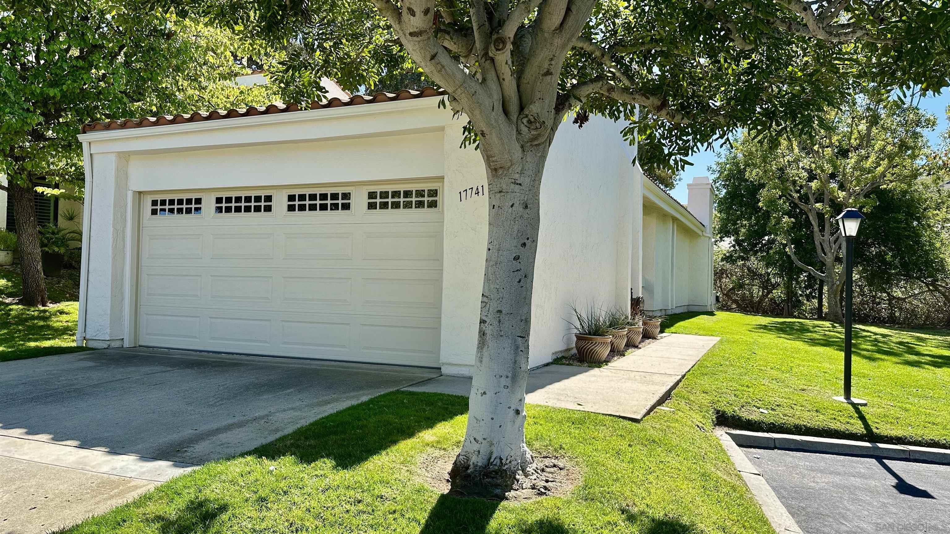 Detail Gallery Image 1 of 1 For 17741  Valle De Lobo Dr, Poway,  CA 92064 - 2 Beds | 2 Baths