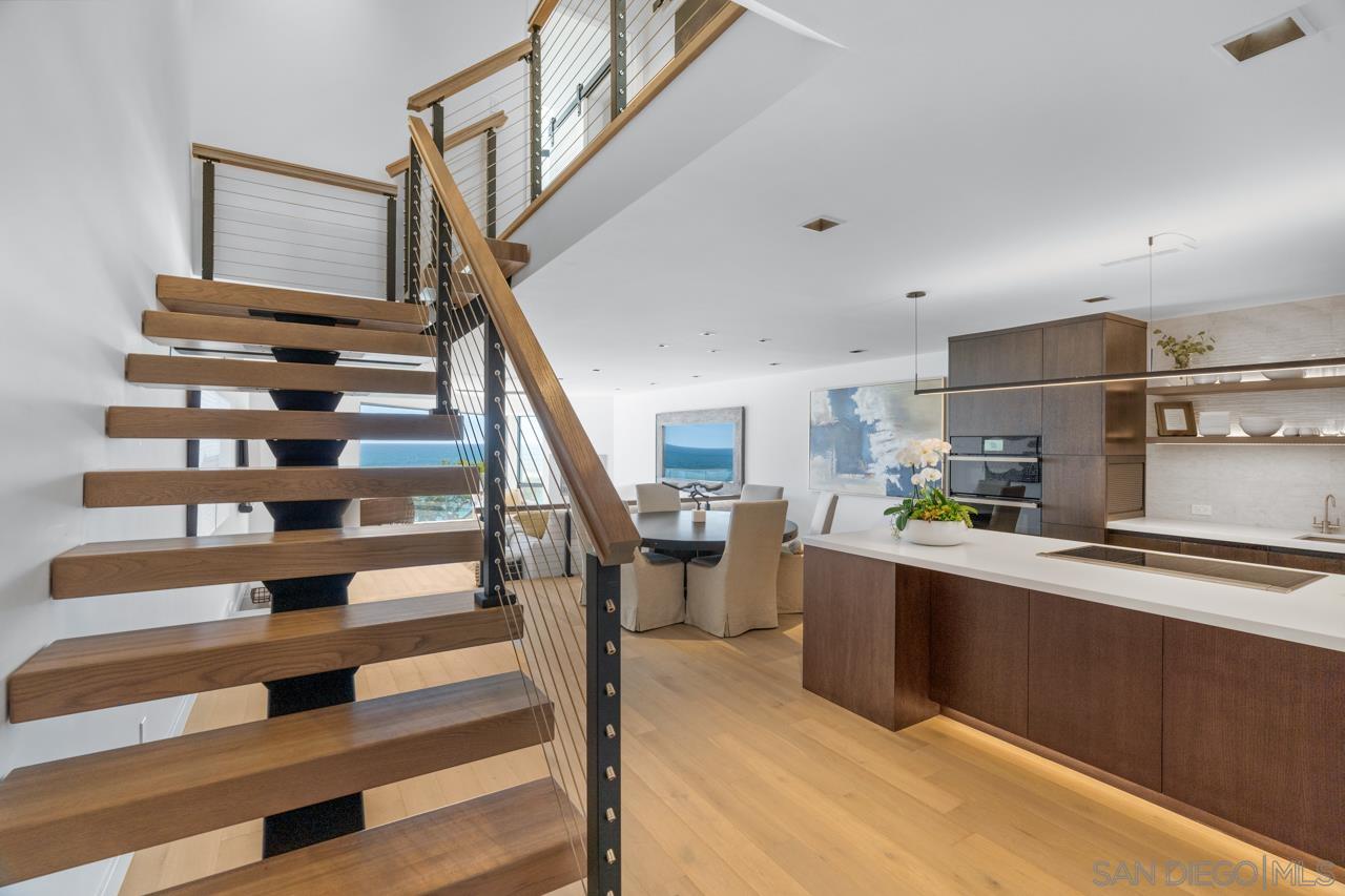 Detail Gallery Image 11 of 27 For 135 S Sierra Ave  32, Solana Beach,  CA 92075 - 2 Beds | 2/1 Baths