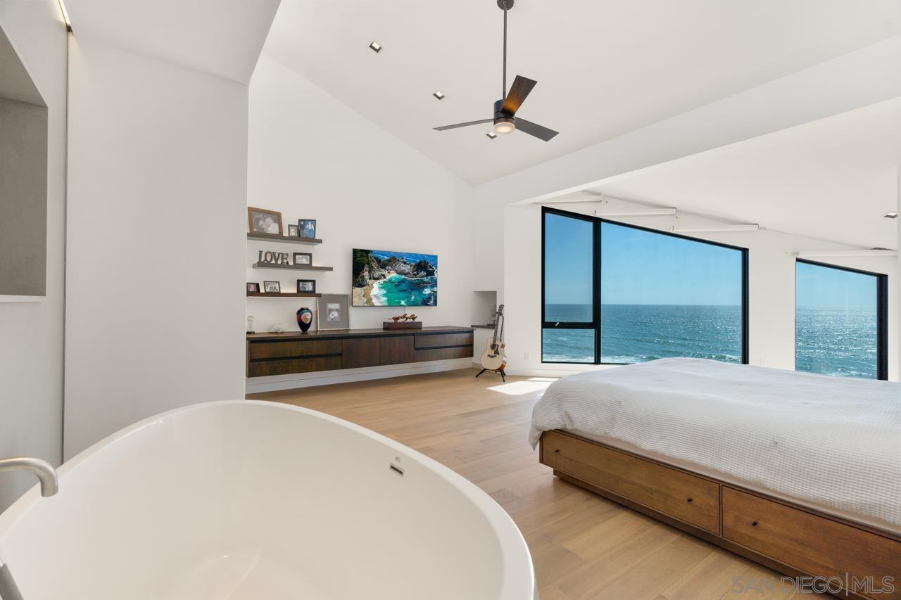 Detail Gallery Image 15 of 27 For 135 S Sierra Ave  32, Solana Beach,  CA 92075 - 2 Beds | 2/1 Baths