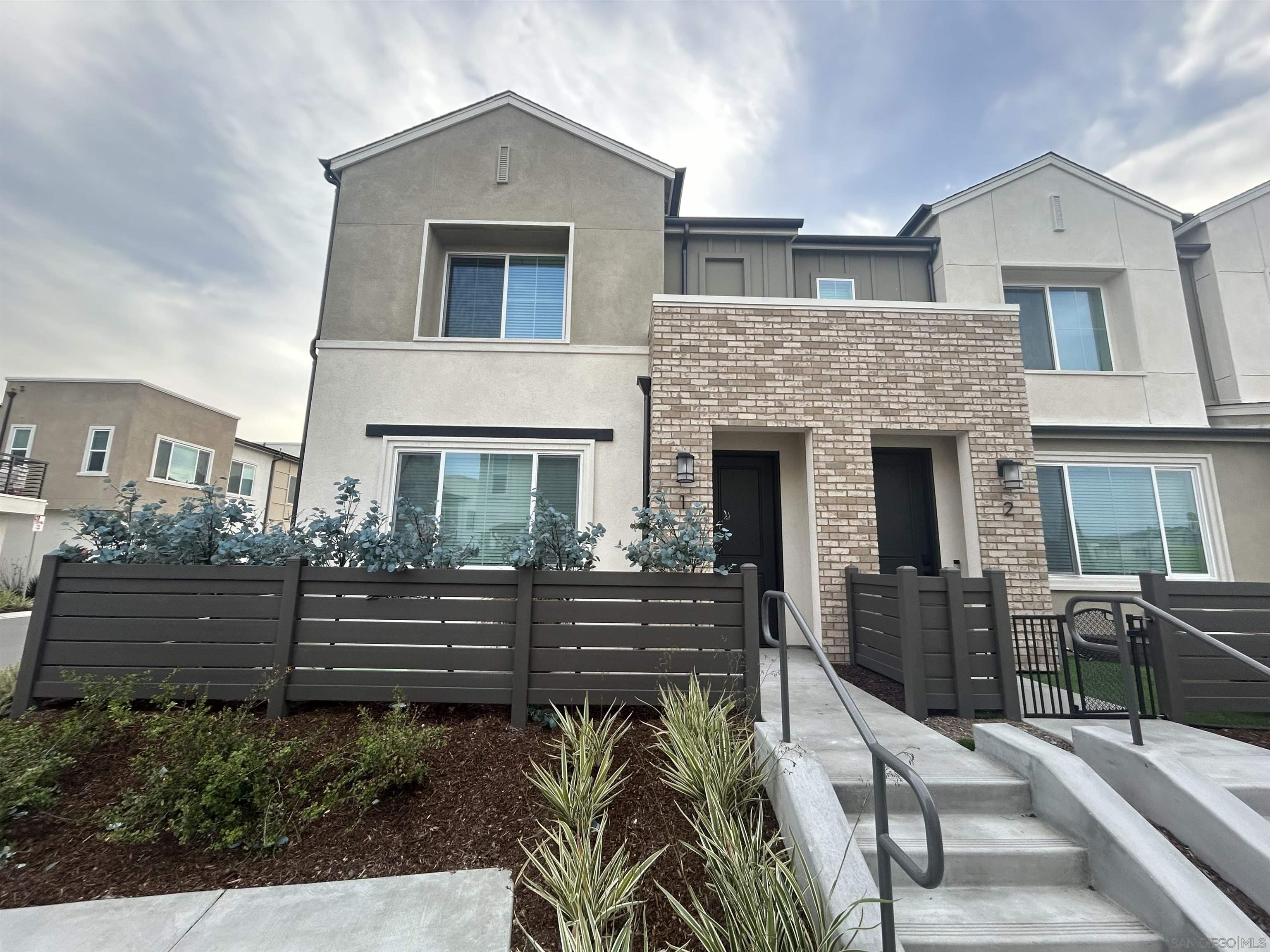 Detail Gallery Image 1 of 1 For 784  Mateo Street  1, Chula Vista,  CA 91911 - 4 Beds | 2/1 Baths