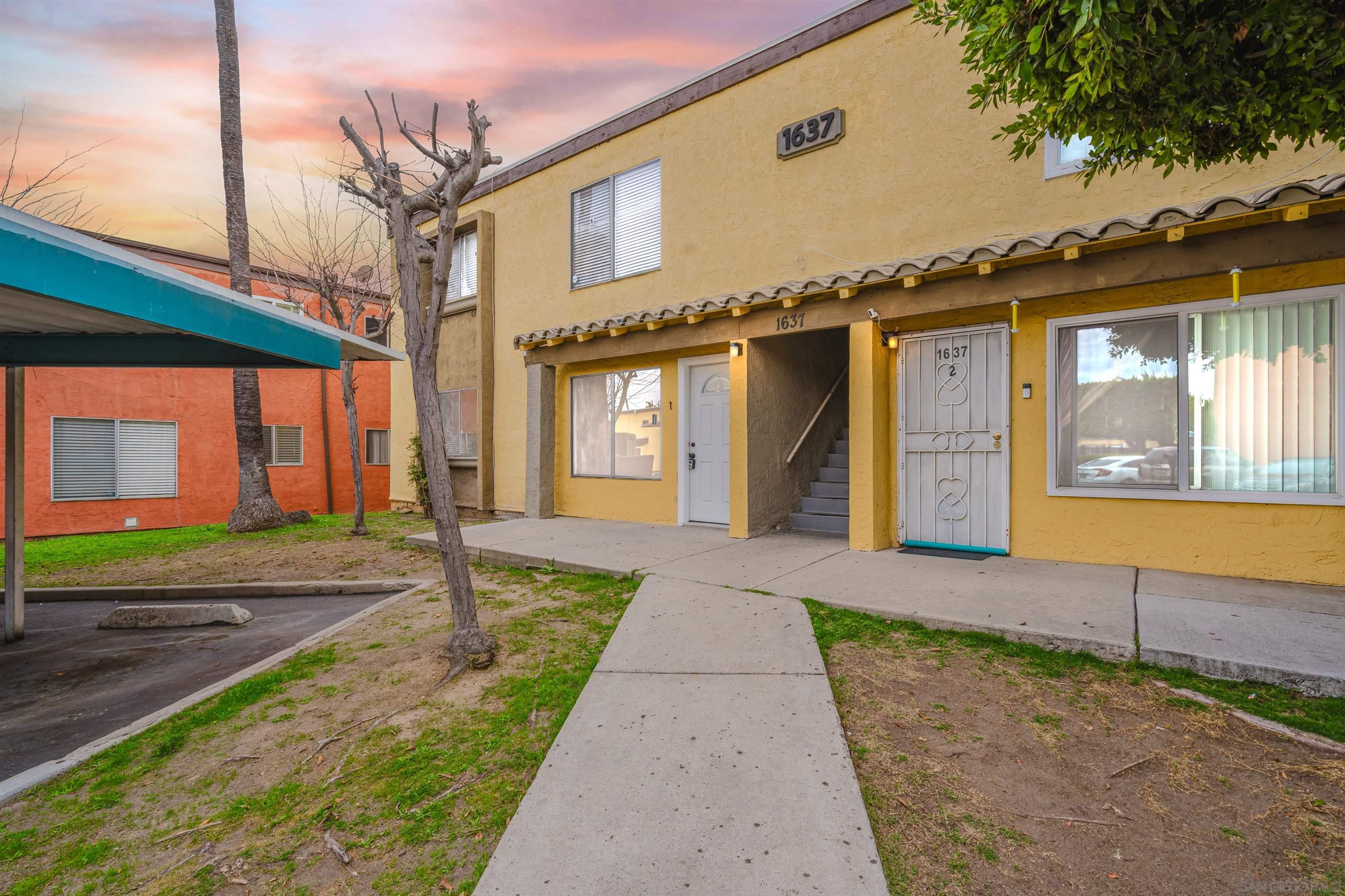 Detail Gallery Image 1 of 1 For 1637  Pentecost Way  #1,  San Diego,  CA 92105 - 2 Beds | 1 Baths