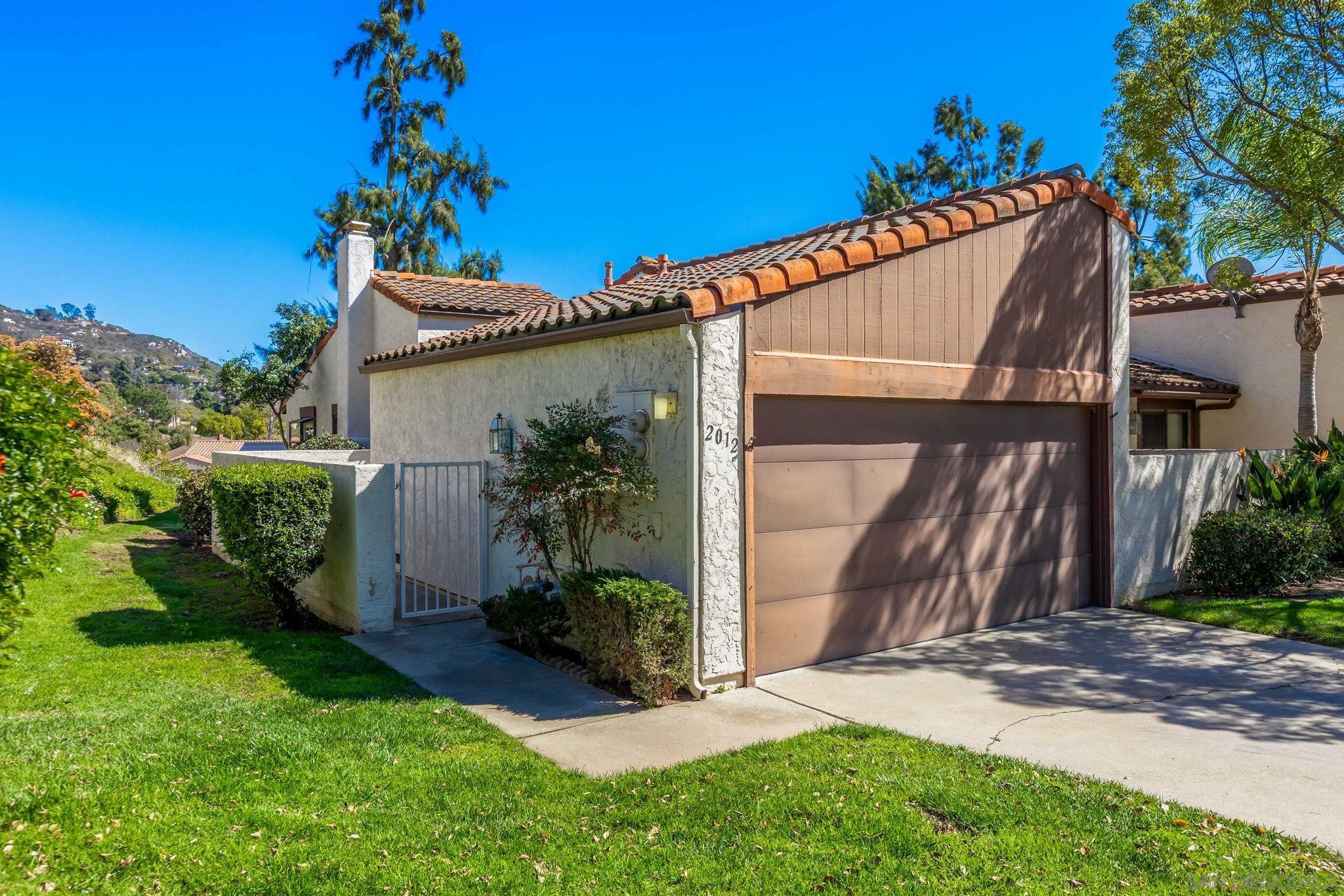 Detail Gallery Image 1 of 1 For 2012  Pamela Lane, Escondido,  CA 92026 - 2 Beds | 1/1 Baths