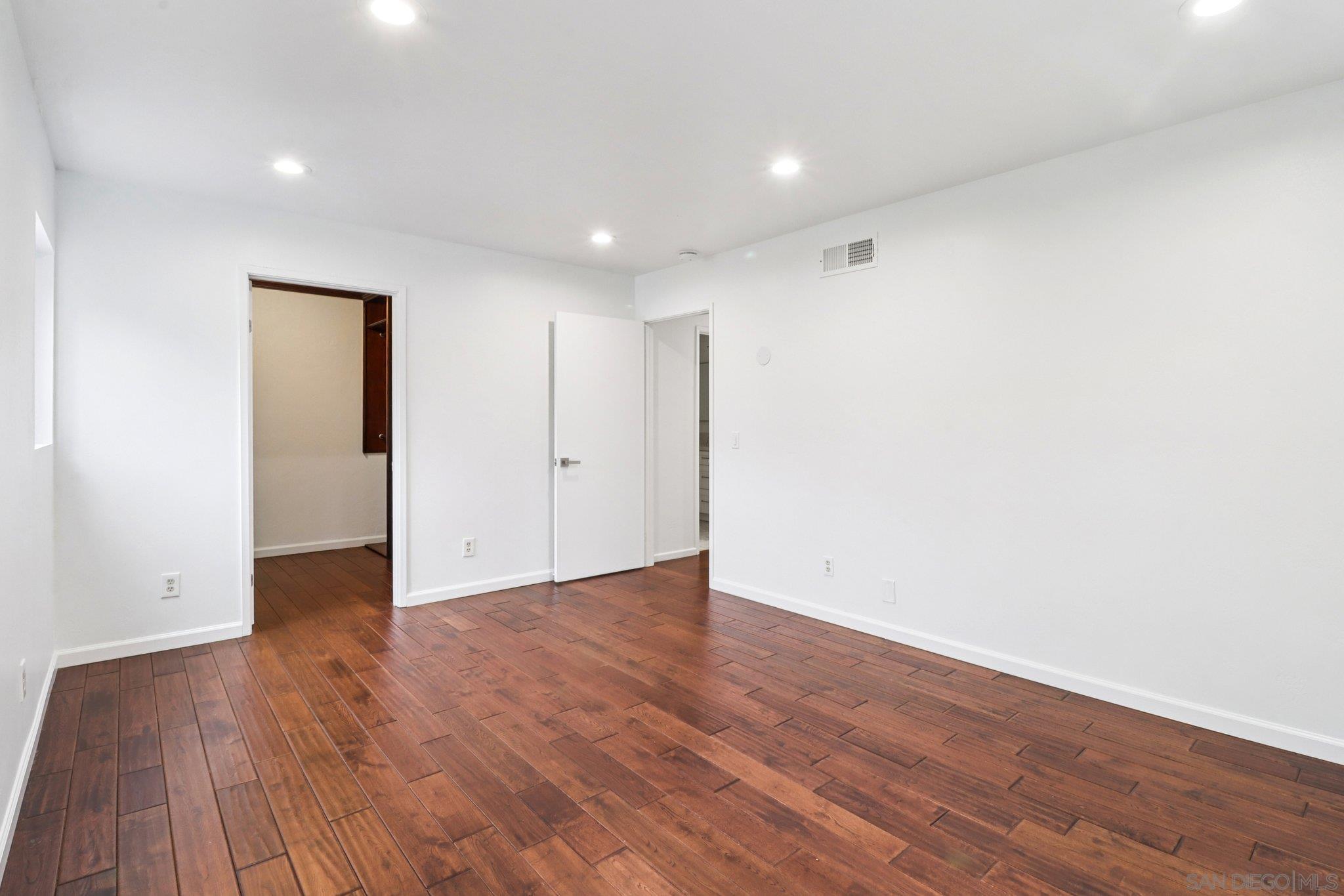 Detail Gallery Image 23 of 34 For 13080  Camino Del Valle, Poway,  CA 92064 - 5 Beds | 4 Baths