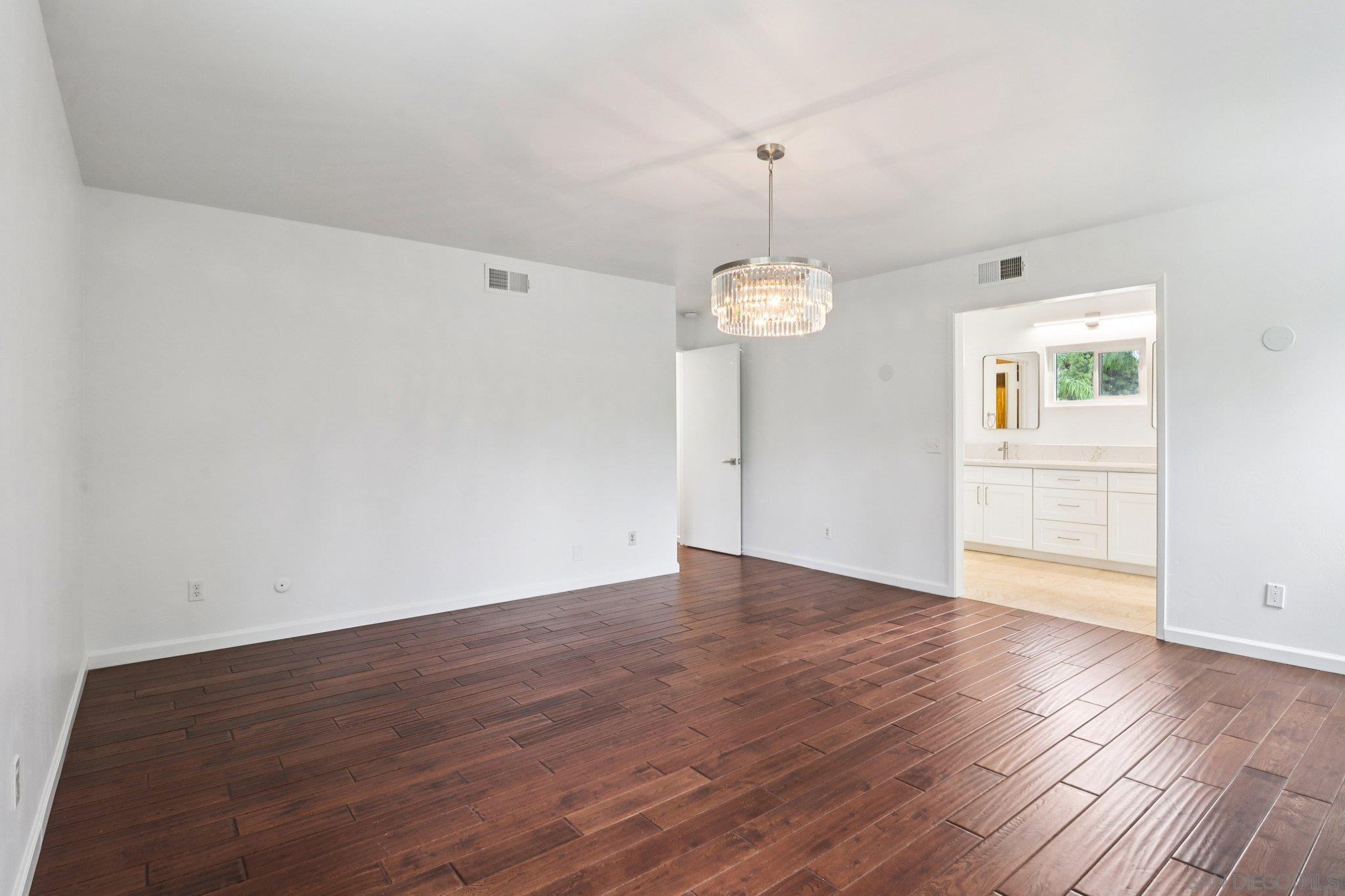 Detail Gallery Image 30 of 34 For 13080  Camino Del Valle, Poway,  CA 92064 - 5 Beds | 4 Baths