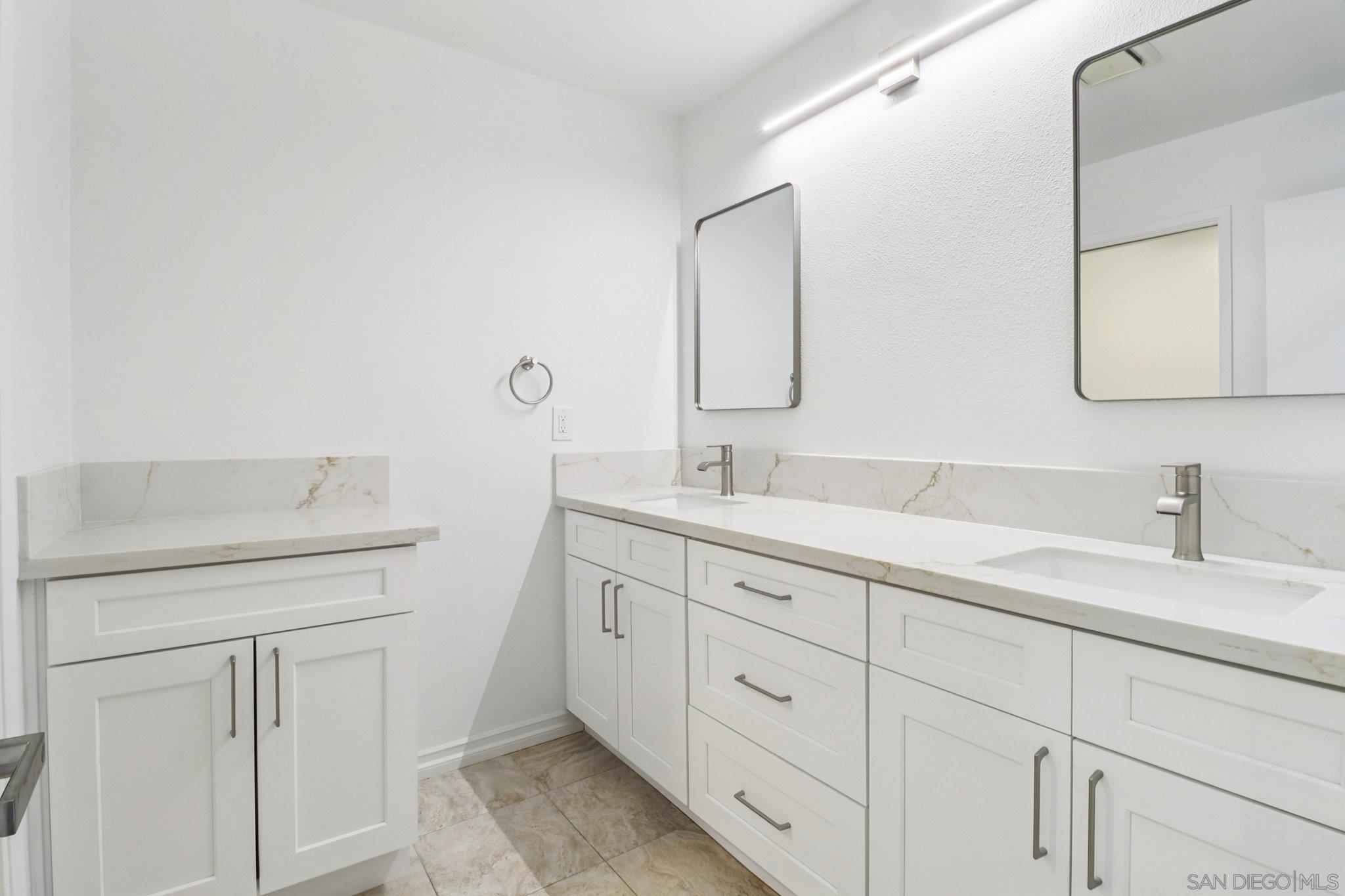 Detail Gallery Image 7 of 34 For 13080  Camino Del Valle, Poway,  CA 92064 - 5 Beds | 4 Baths