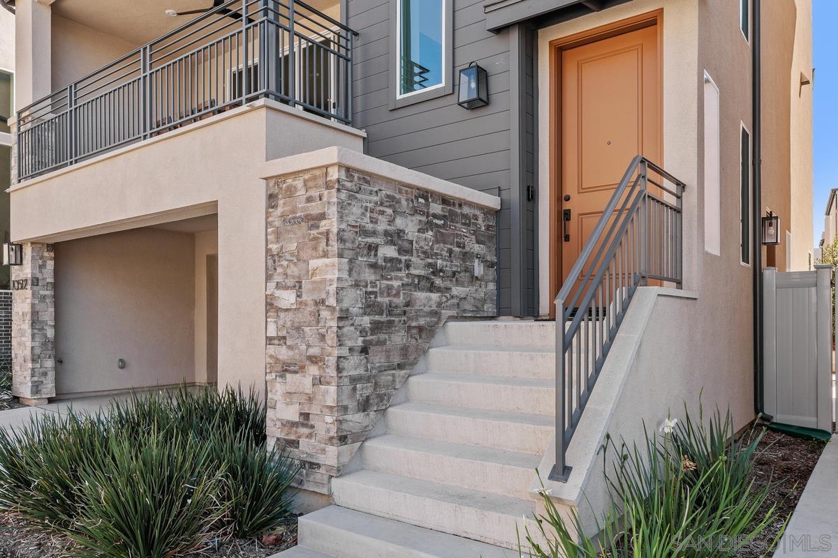 Detail Gallery Image 1 of 1 For 10512  Cara Cara Dr., San Diego,  CA 92126 - 3 Beds | 3/1 Baths