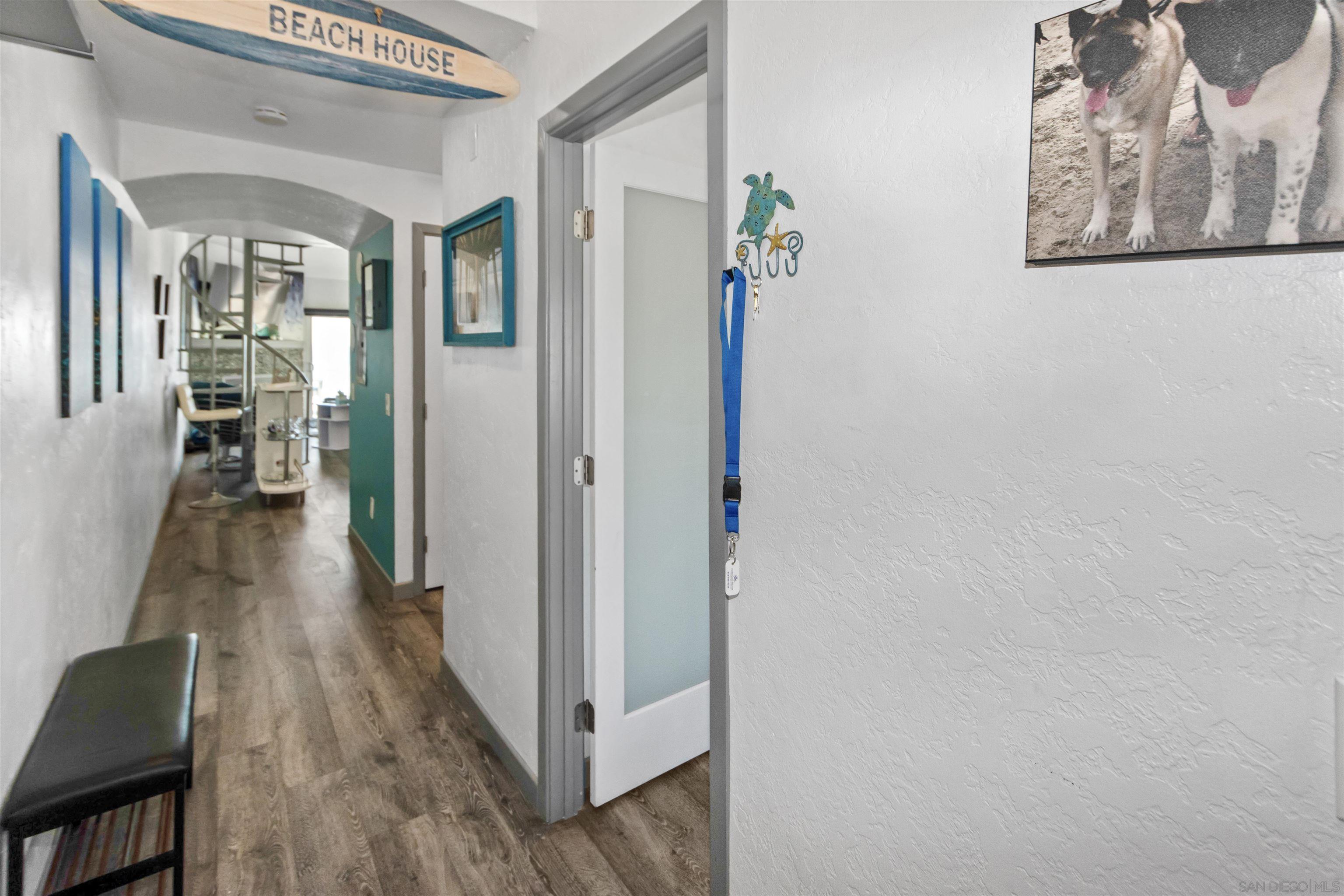 Detail Gallery Image 3 of 24 For 706  Ocean Ln, Imperial Beach,  CA 91932 - 2 Beds | 2 Baths