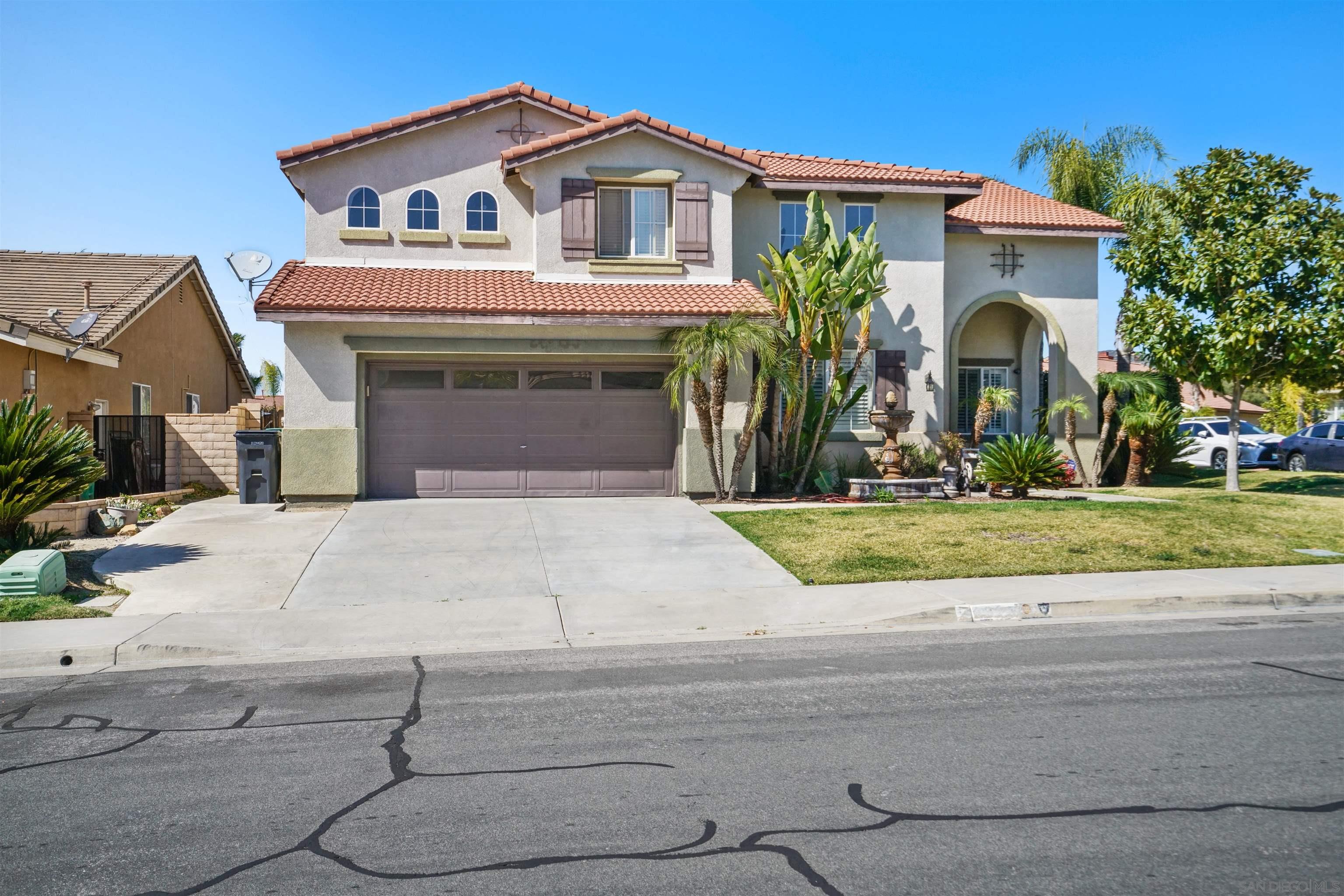 Detail Gallery Image 1 of 1 For 40825  Robards Way, Murrieta,  CA 92562 - 5 Beds | 3 Baths