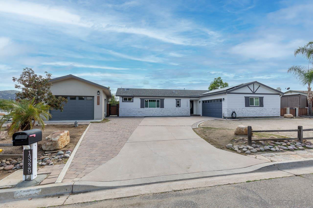 Detail Gallery Image 1 of 1 For 13229-31  Lakeview Granada Dr, Lakeside,  CA 92040 - 4 Beds | 4 Baths