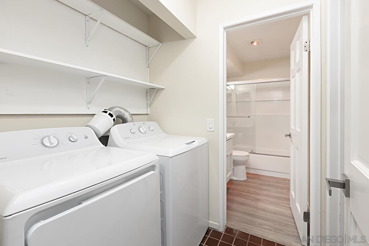 Detail Gallery Image 1 of 1 For 8840  Villa La Jolla Dr  #103,  La Jolla,  CA 92037 - 2 Beds | 2 Baths