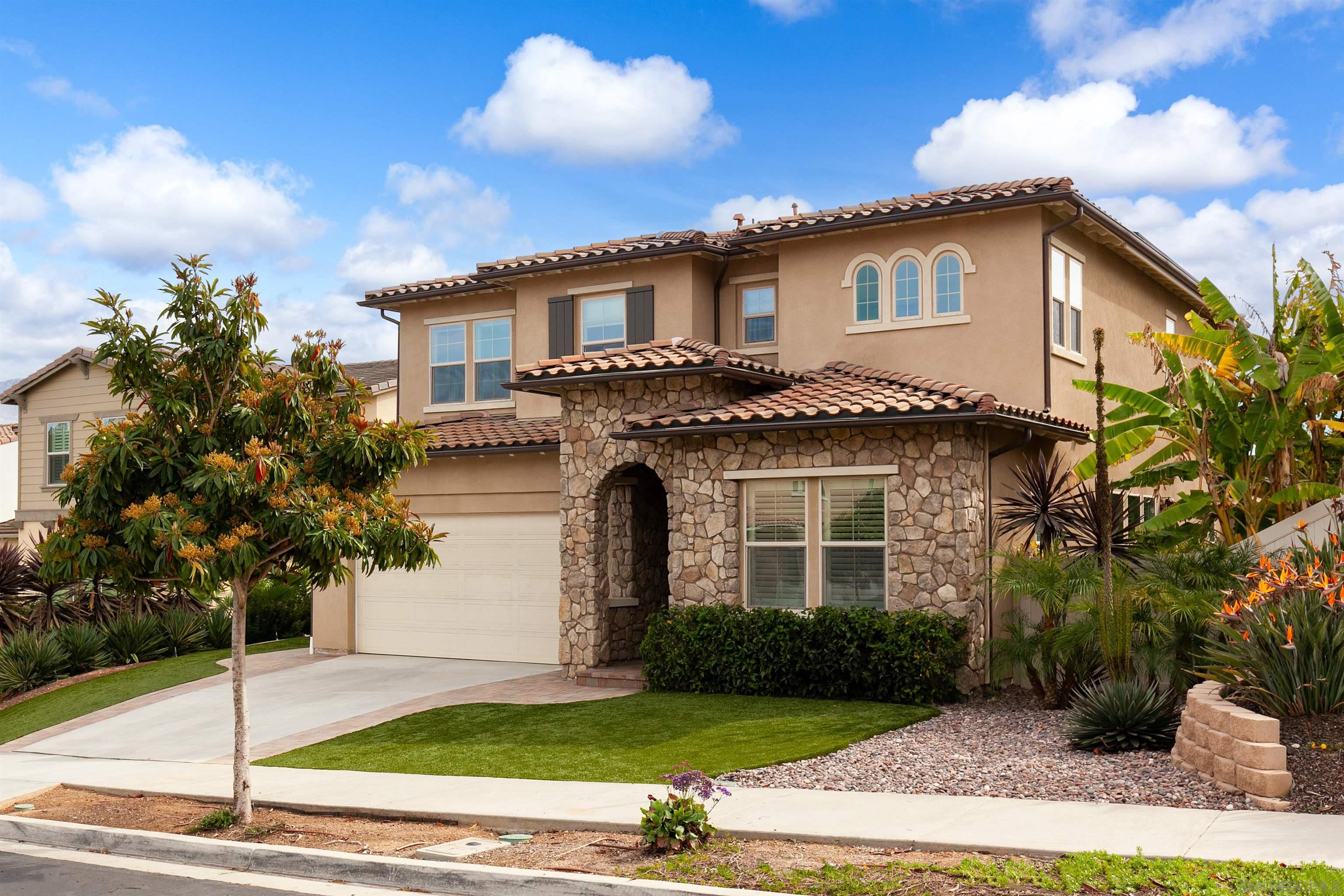 Detail Gallery Image 1 of 1 For 121  Montessa Way, San Marcos,  CA 92069 - 5 Beds | 4 Baths