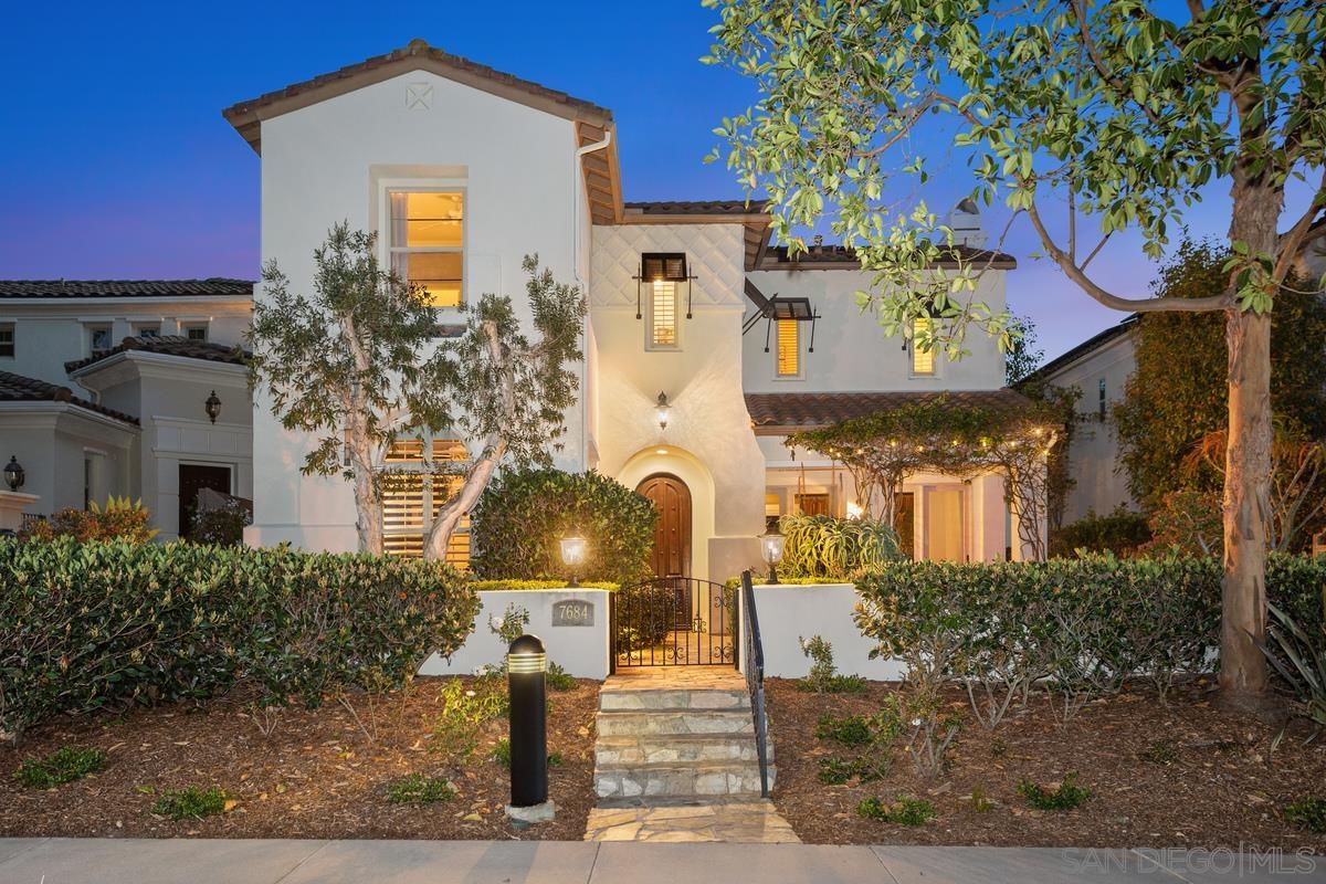 Detail Gallery Image 1 of 1 For 7684  Sonata Lane, San Diego,  CA 92127 - 4 Beds | 4 Baths