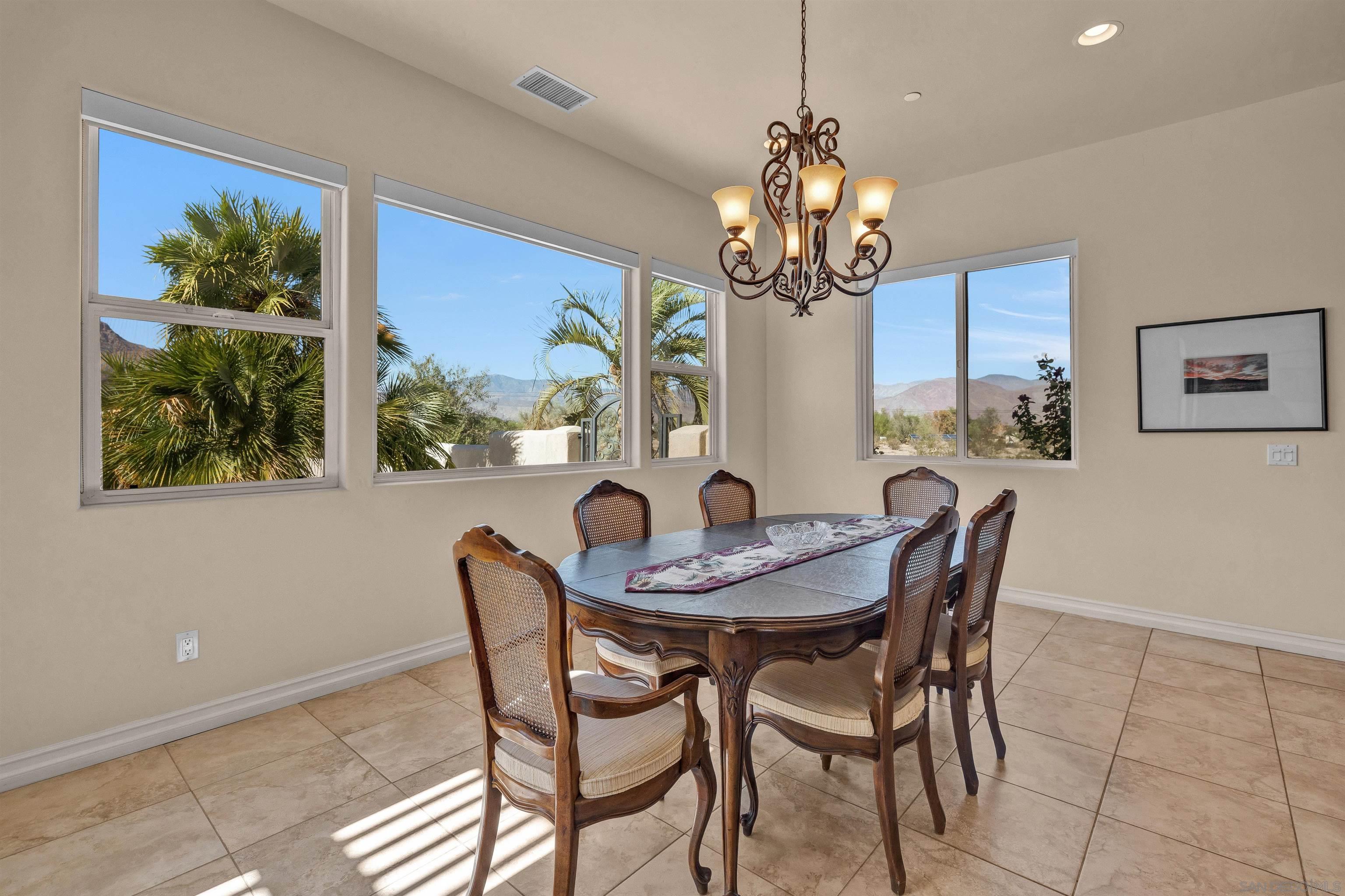 Detail Gallery Image 13 of 42 For 341  Ocotillo Cir, Borrego Springs,  CA 92004 - 3 Beds | 2/1 Baths