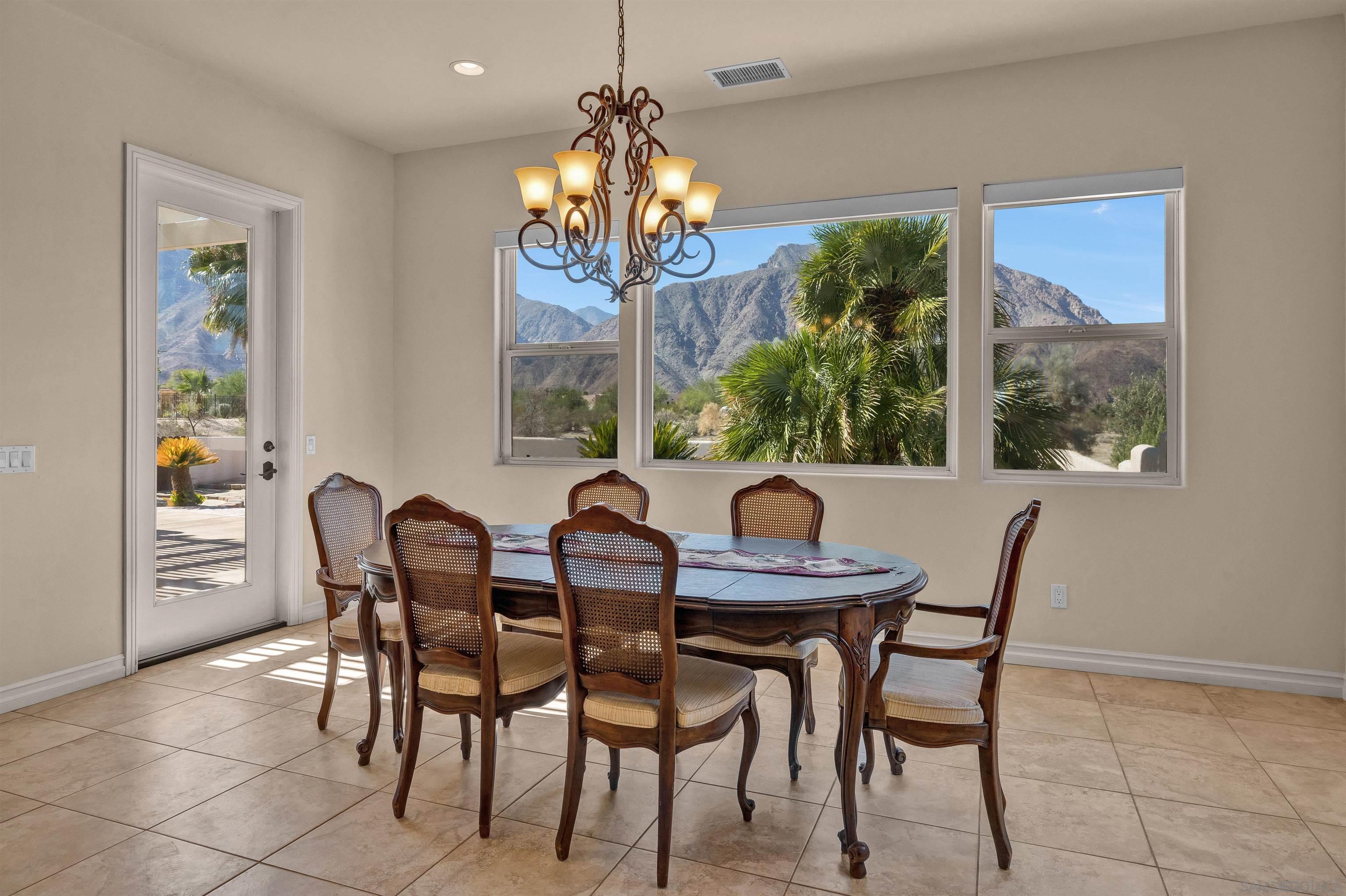 Detail Gallery Image 14 of 42 For 341  Ocotillo Cir, Borrego Springs,  CA 92004 - 3 Beds | 2/1 Baths