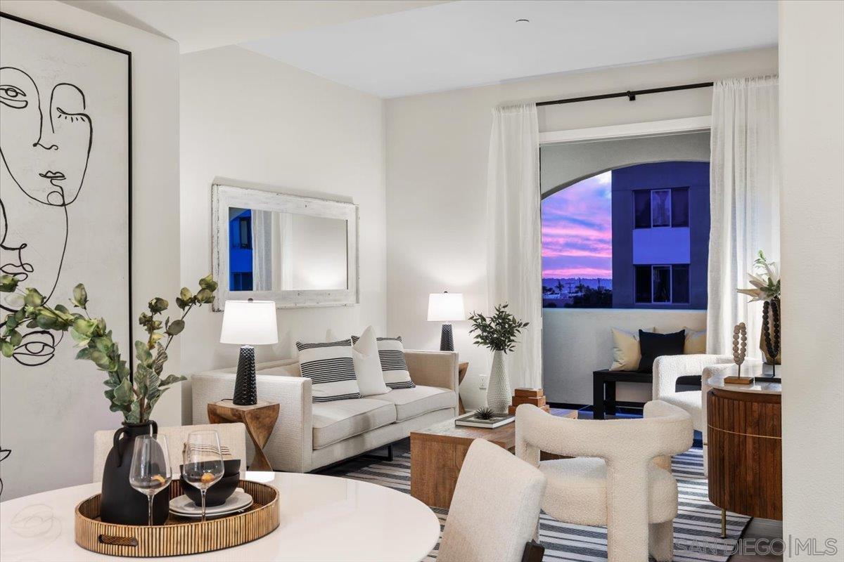 Detail Gallery Image 1 of 1 For 3275  5th Ave  #405,  San Diego,  CA 92103 - 2 Beds | 2 Baths