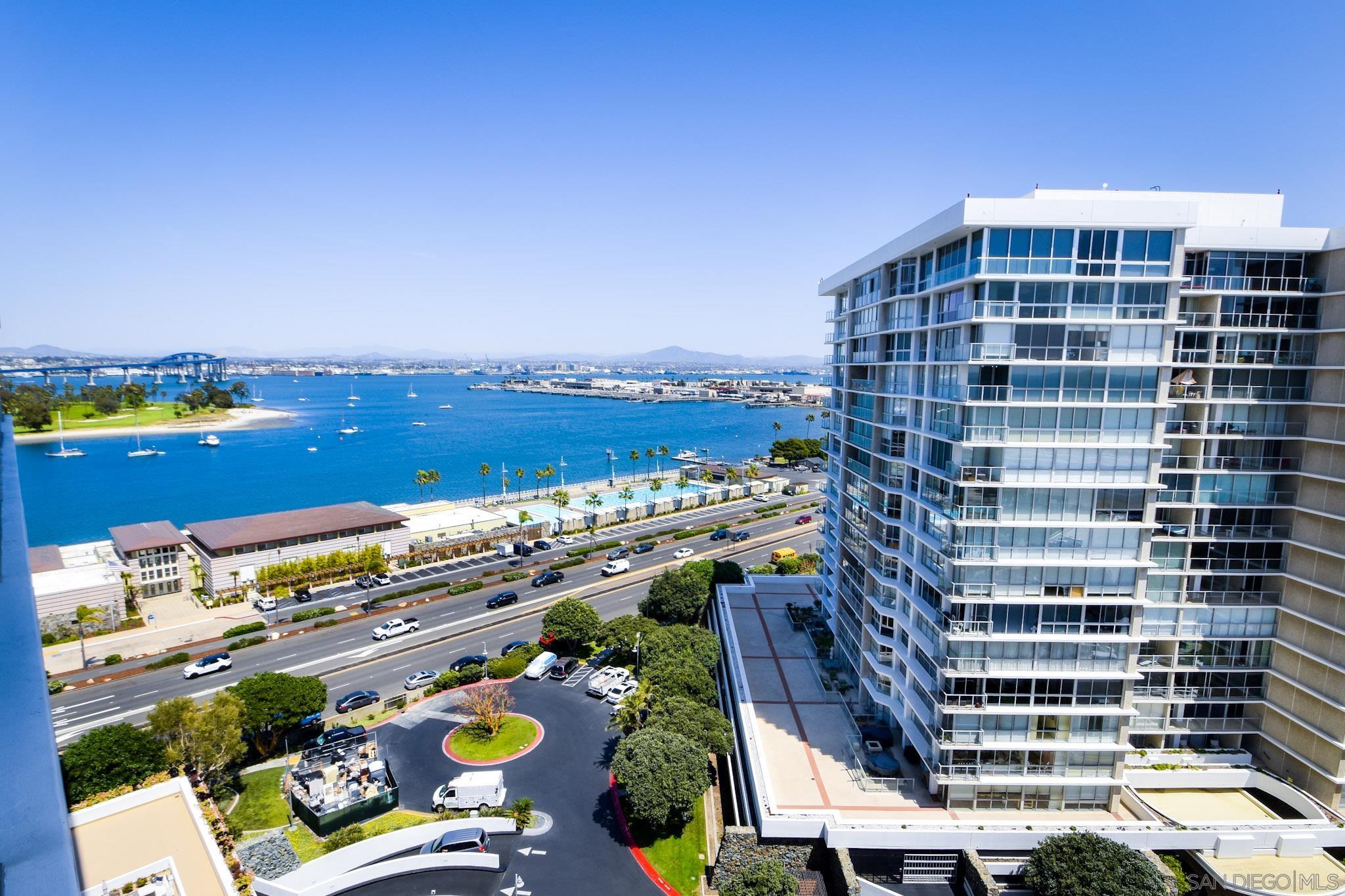 Detail Gallery Image 9 of 24 For 1810  Avenida Del Mundo  1209, Coronado,  CA 92118 - 2 Beds | 2 Baths