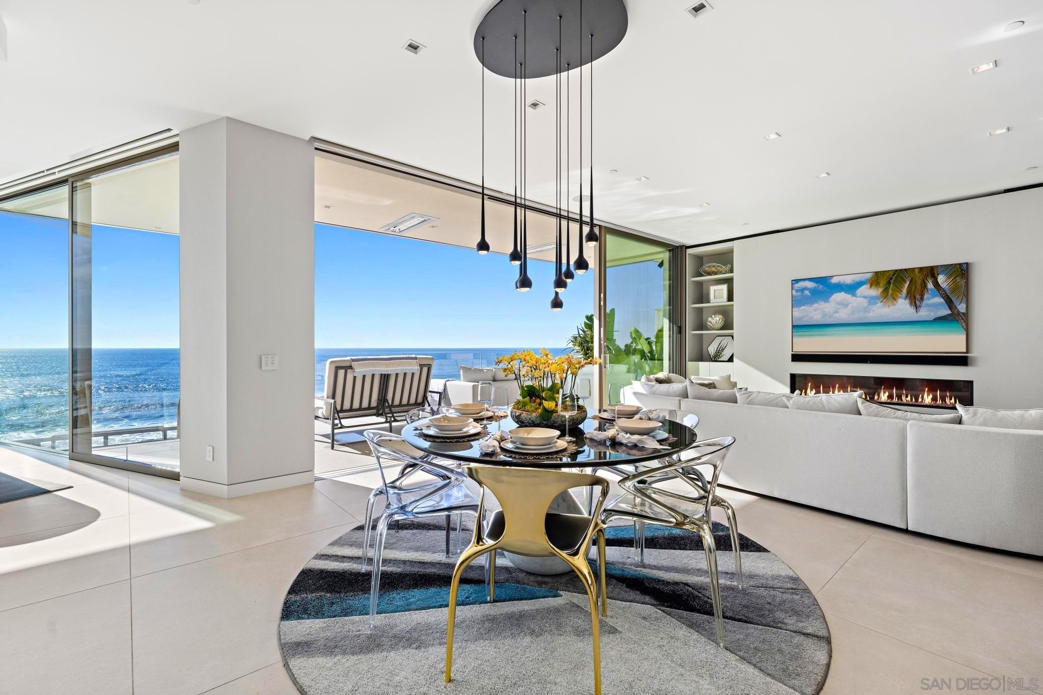 Detail Gallery Image 16 of 50 For 6515  Neptune Pl, La Jolla,  CA 92037 - 4 Beds | 5/1 Baths