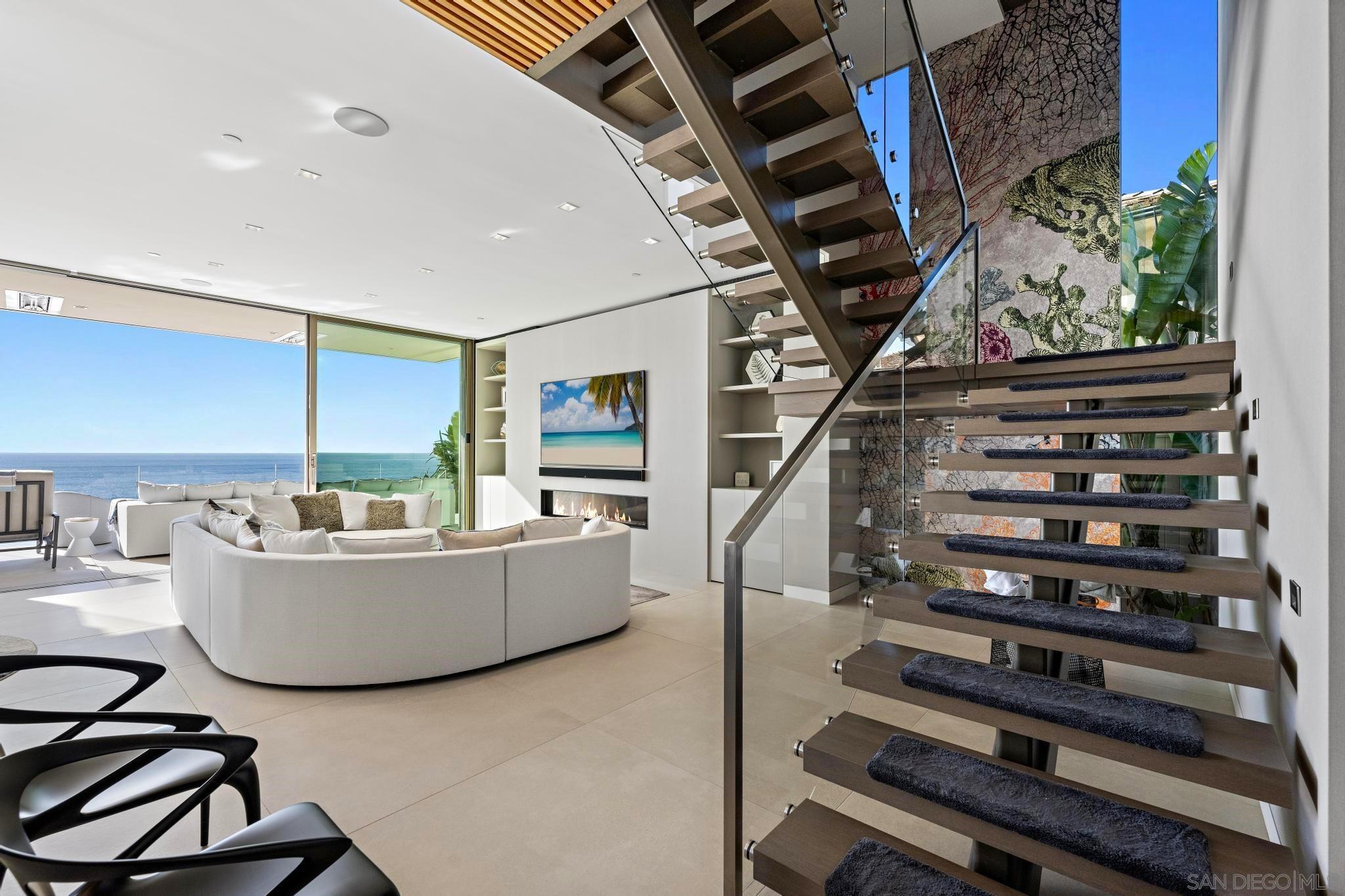 Detail Gallery Image 19 of 50 For 6515  Neptune Pl, La Jolla,  CA 92037 - 4 Beds | 5/1 Baths