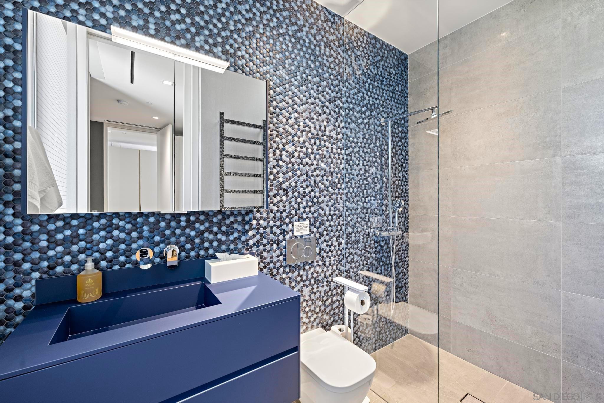 Detail Gallery Image 32 of 50 For 6515  Neptune Pl, La Jolla,  CA 92037 - 4 Beds | 5/1 Baths