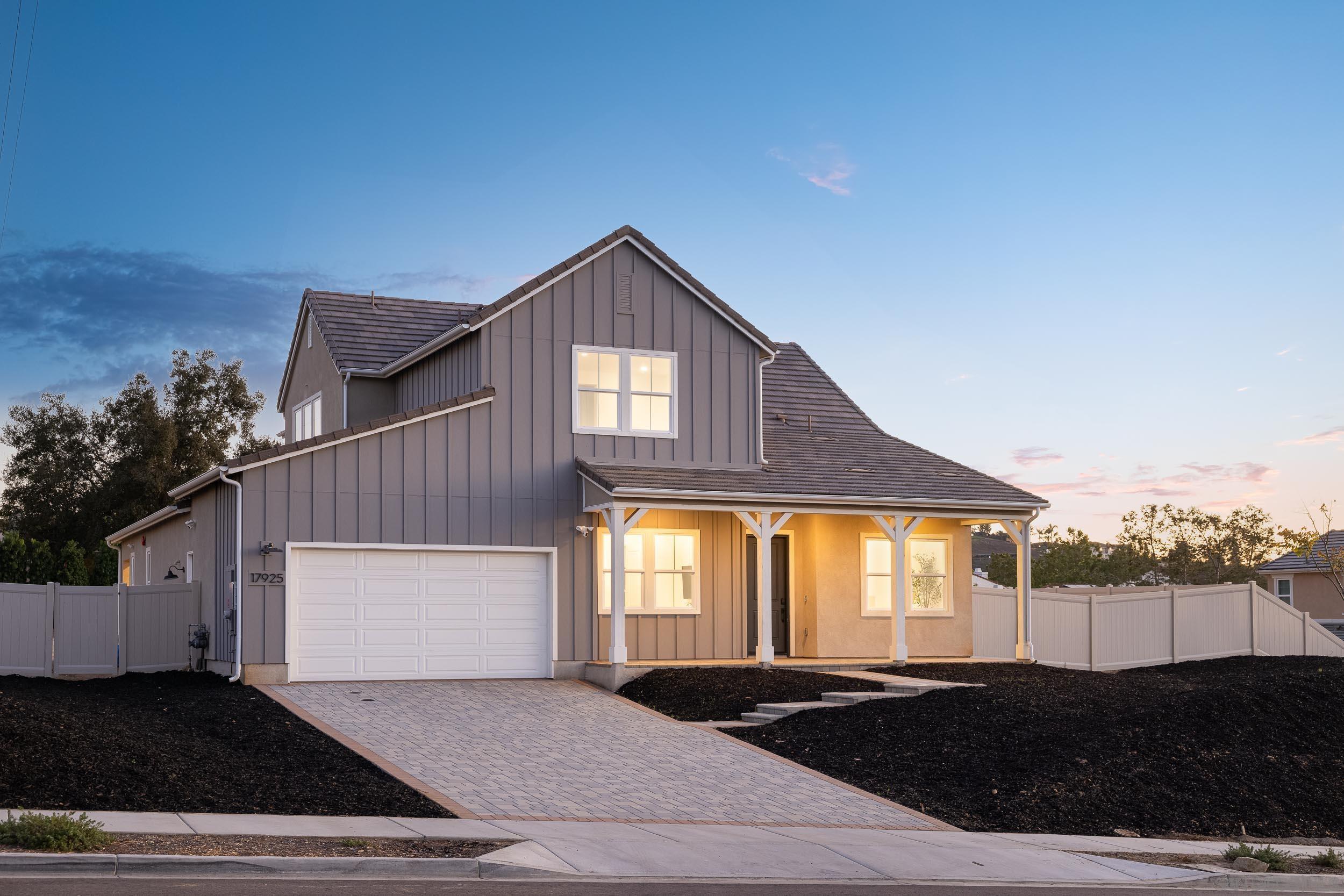 Detail Gallery Image 1 of 1 For 17925  Saint Andrews Dr, Poway,  CA 92064 - 5 Beds | 4/1 Baths