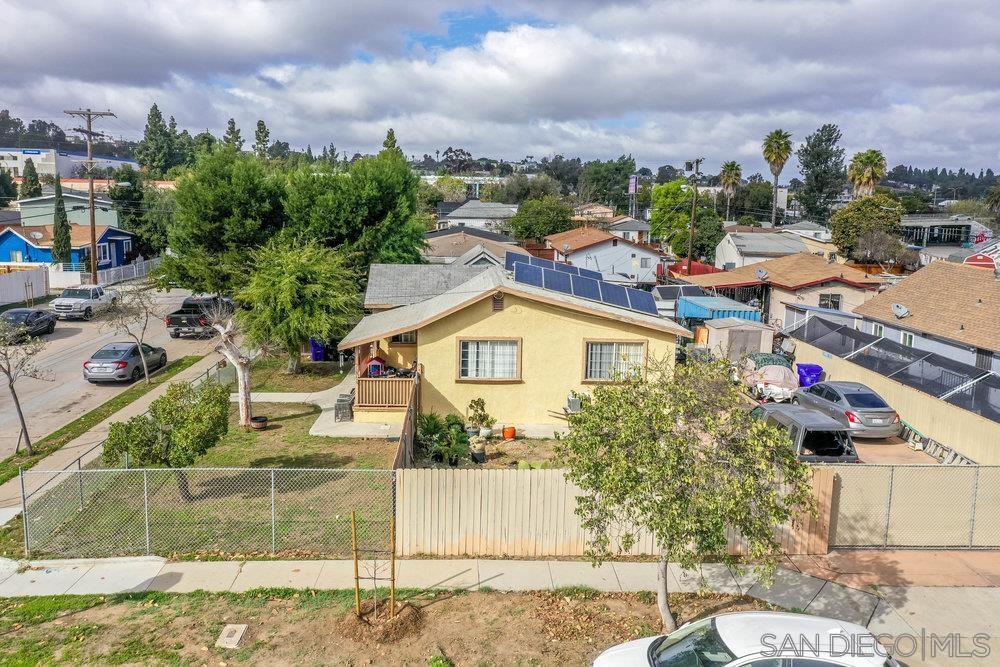 Detail Gallery Image 1 of 1 For 405  33rd St, San Diego,  CA 92102 - 2 Beds | 1 Baths